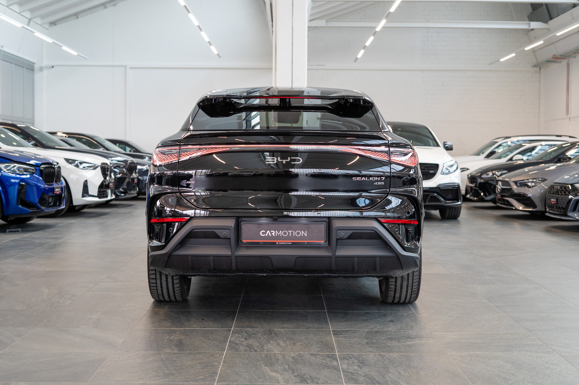 BYD Sealion 7 91,3 kWh Excellence AWD / Panoramadach / Head-Up Display / 360° Kamera-image-4