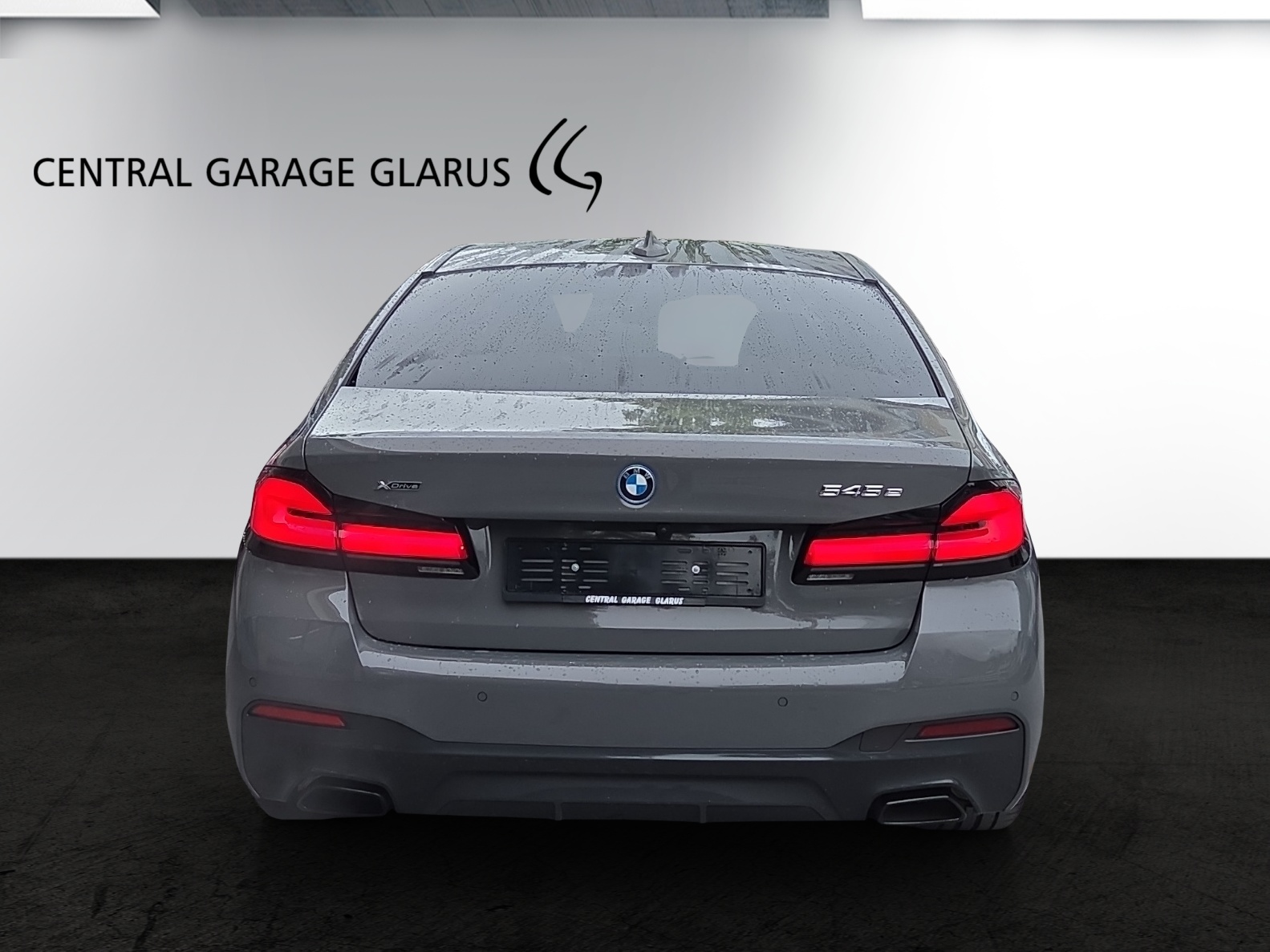 BMW 545e xDrive Pure M Sport Steptronic-image-7
