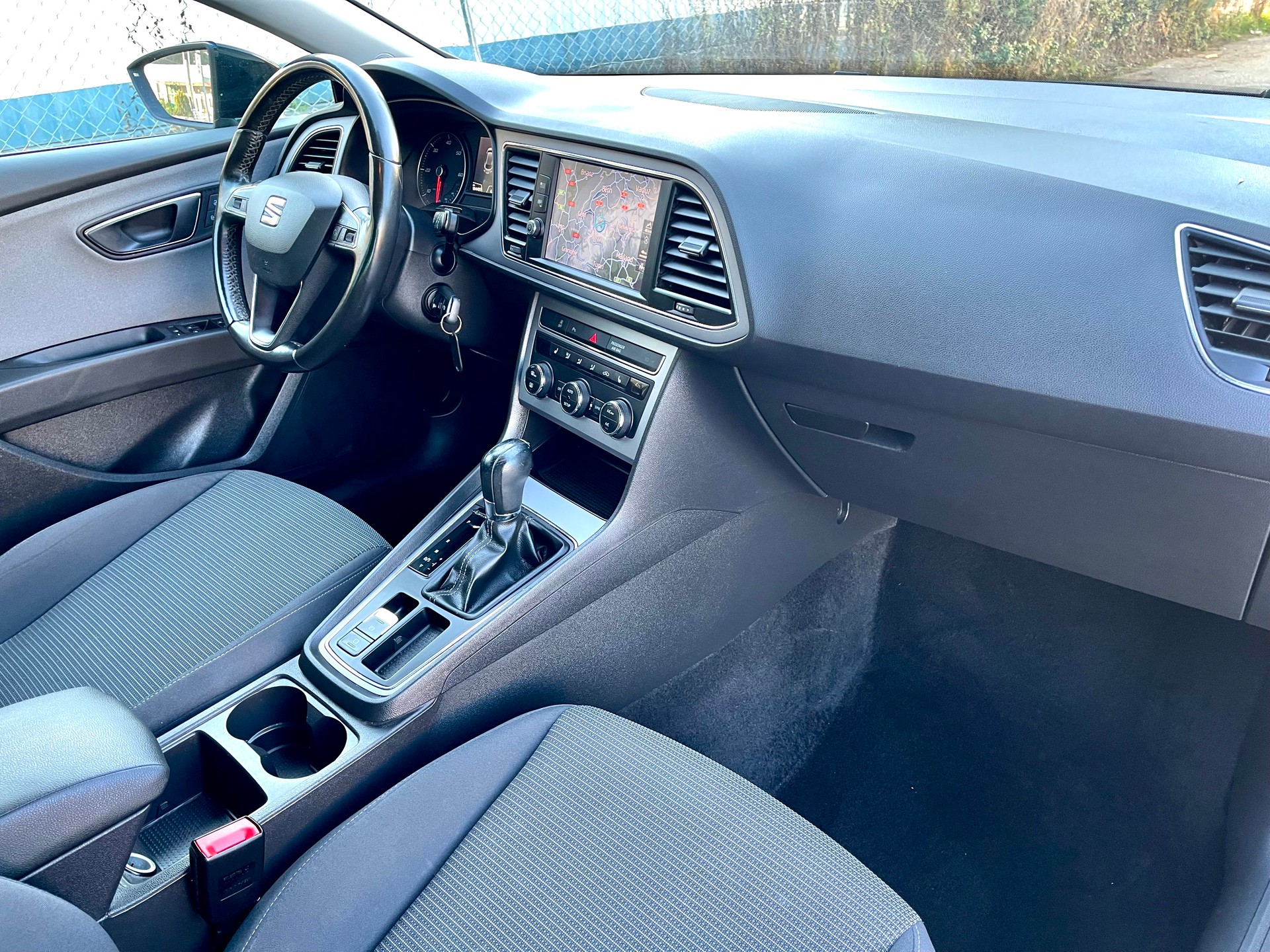 SEAT Leon ST 2.0 TDI CR Style 4Drive DSG-image-20