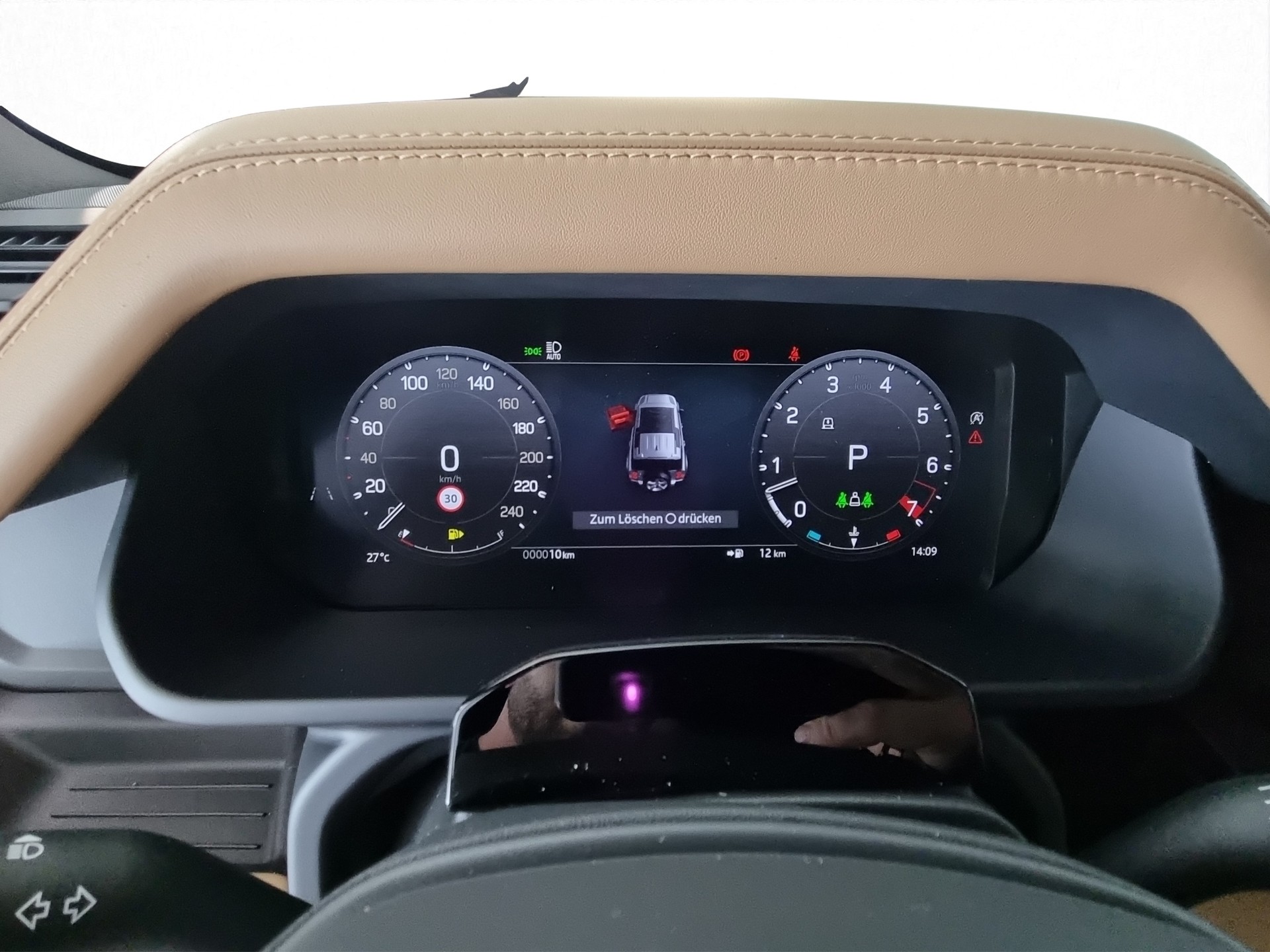 LAND ROVER Defender 110 X-Dynamic SE AWD-image-10
