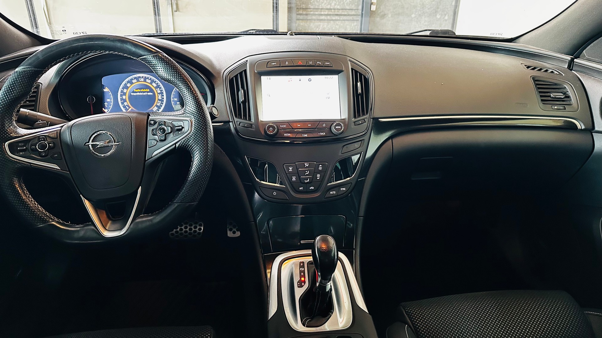 OPEL Insignia 2.8 Turbo OPC 4WD Automatic **FACELIFT**-image-10