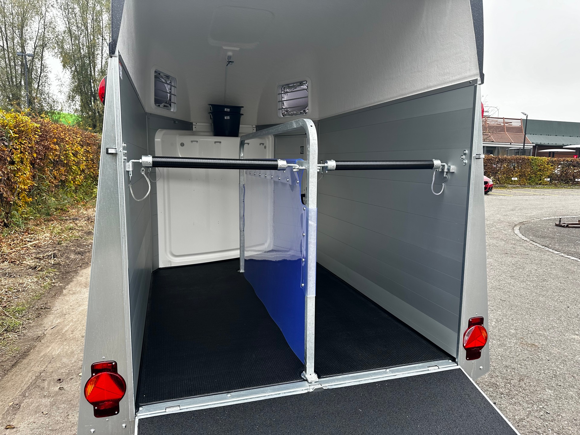 HUMBAUR Equitos Alu 2400-image-12