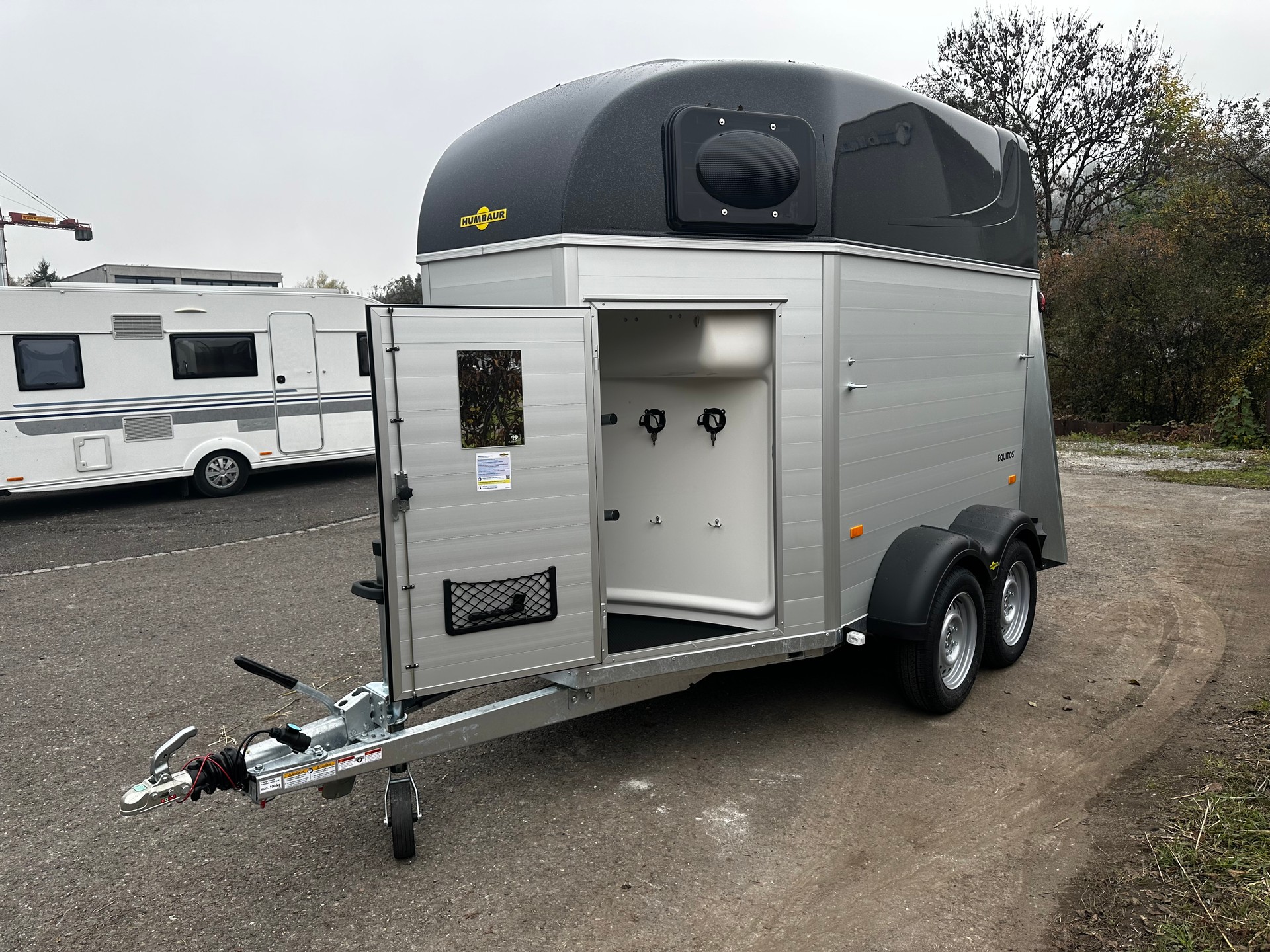 HUMBAUR Equitos Alu 2400-image-5