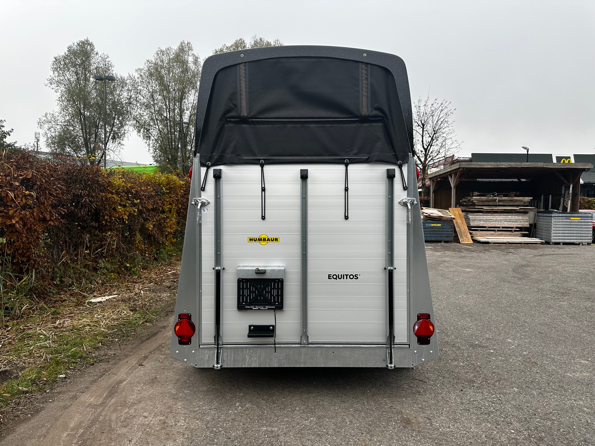 HUMBAUR Equitos Alu 2400-image-8