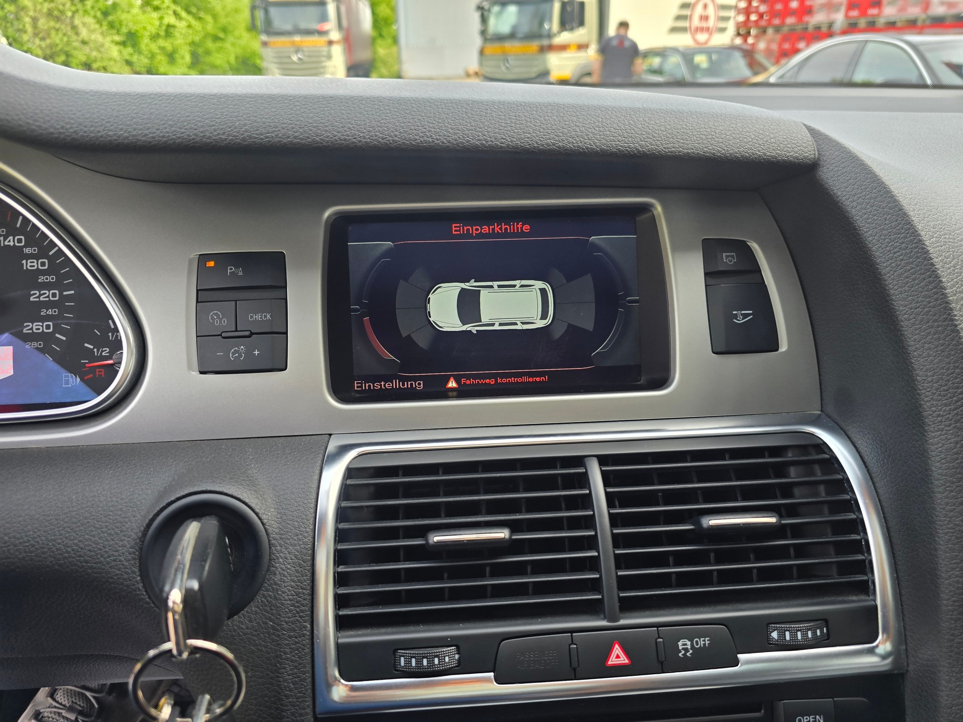 AUDI Q7 3.0 TFSI quattro tiptronic S-Line-image-27