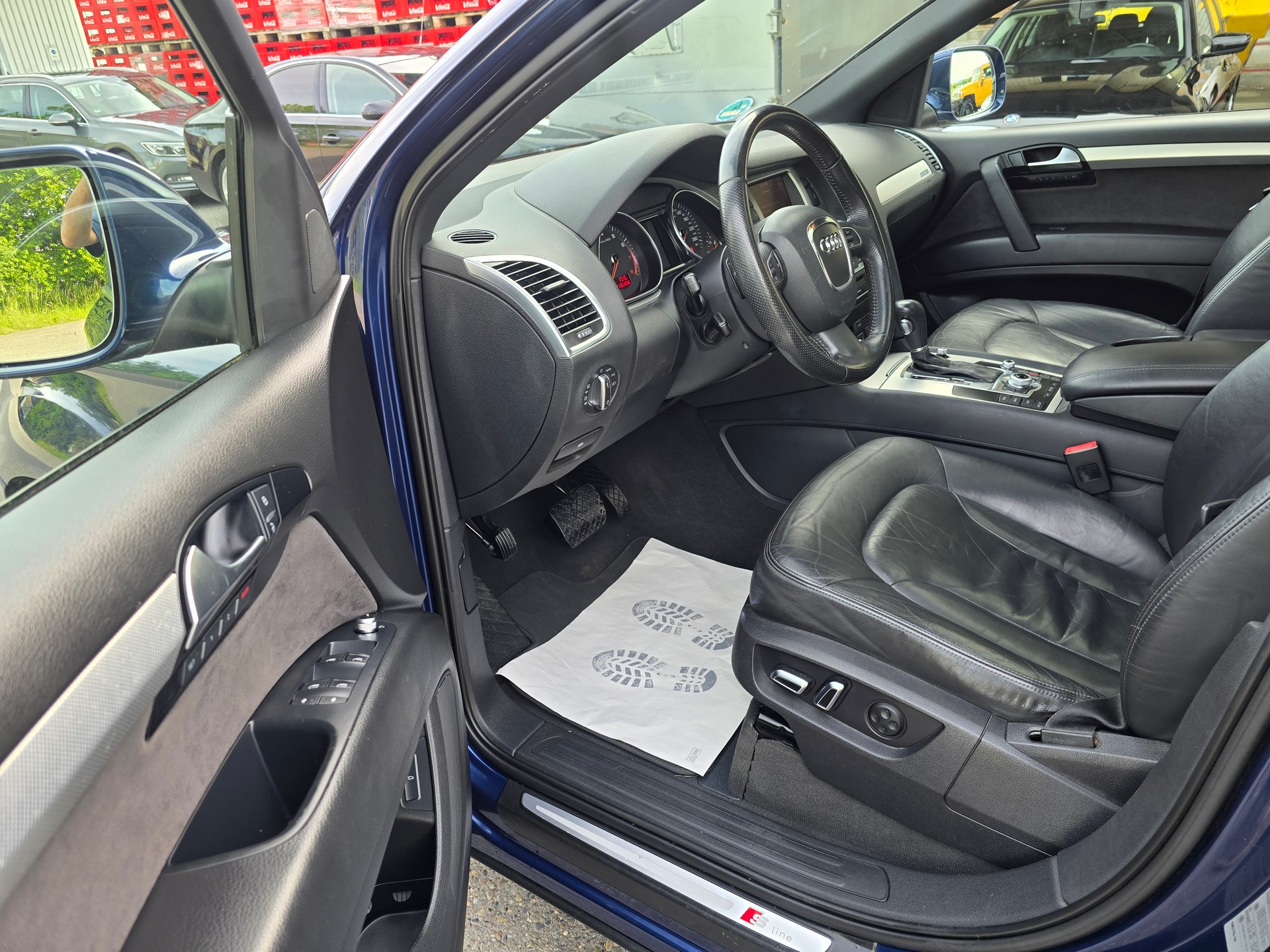 AUDI Q7 3.0 TFSI quattro tiptronic S-Line-image-16
