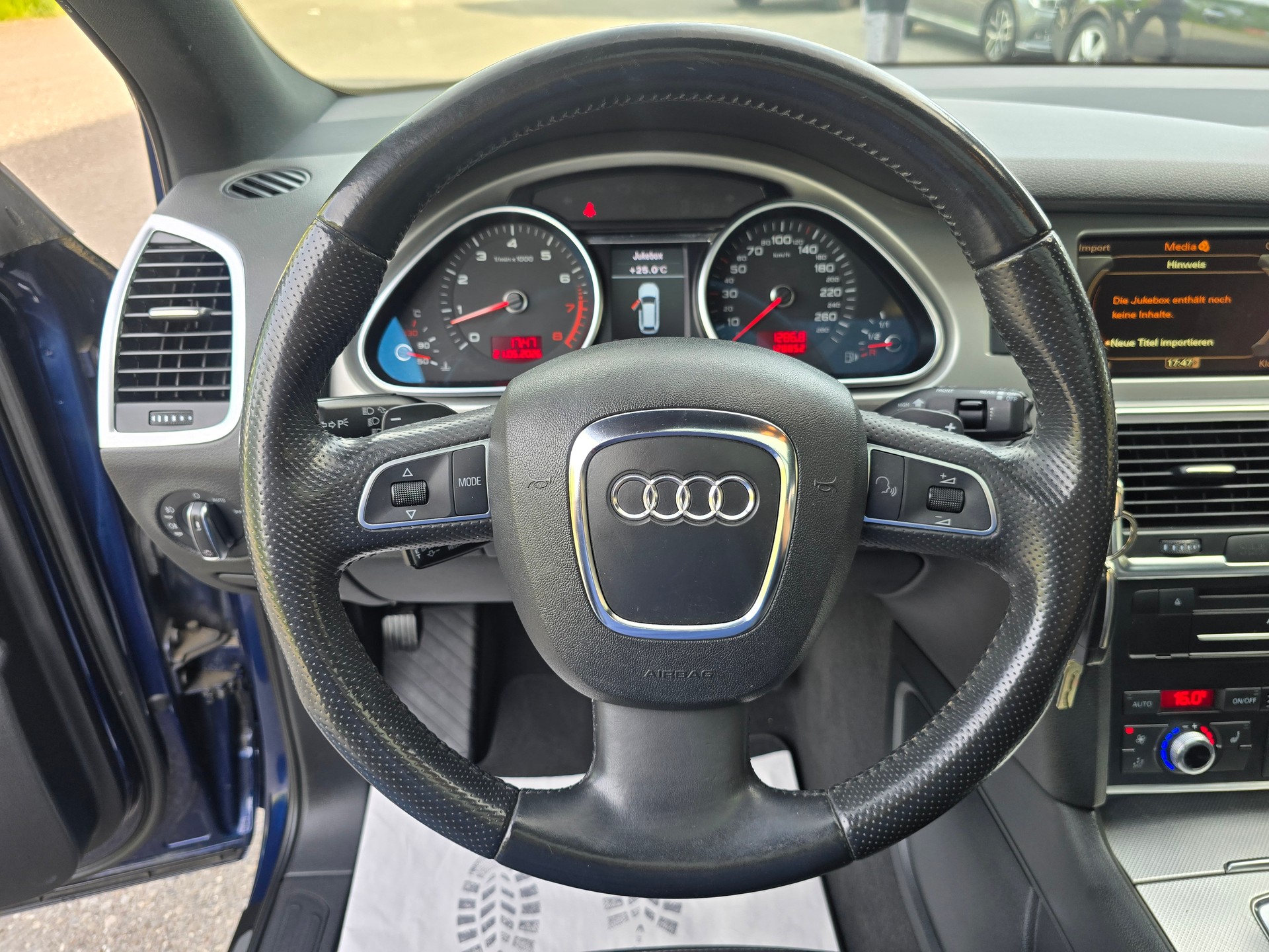 AUDI Q7 3.0 TFSI quattro tiptronic S-Line-image-23