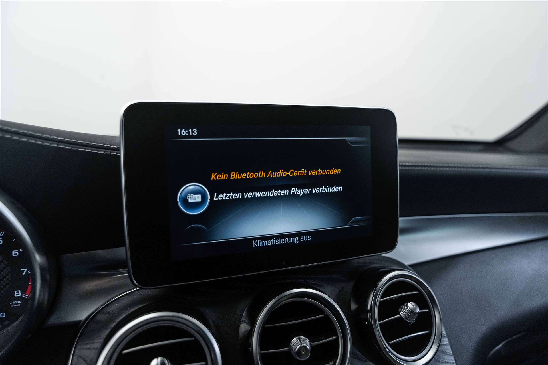 MERCEDES-BENZ GLC 63 S AMG 4Matic+ 9G-Tronic-image-27