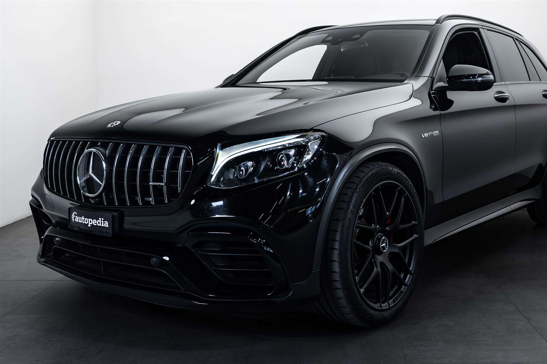 MERCEDES-BENZ GLC 63 S AMG 4Matic+ 9G-Tronic-showroom-element-1