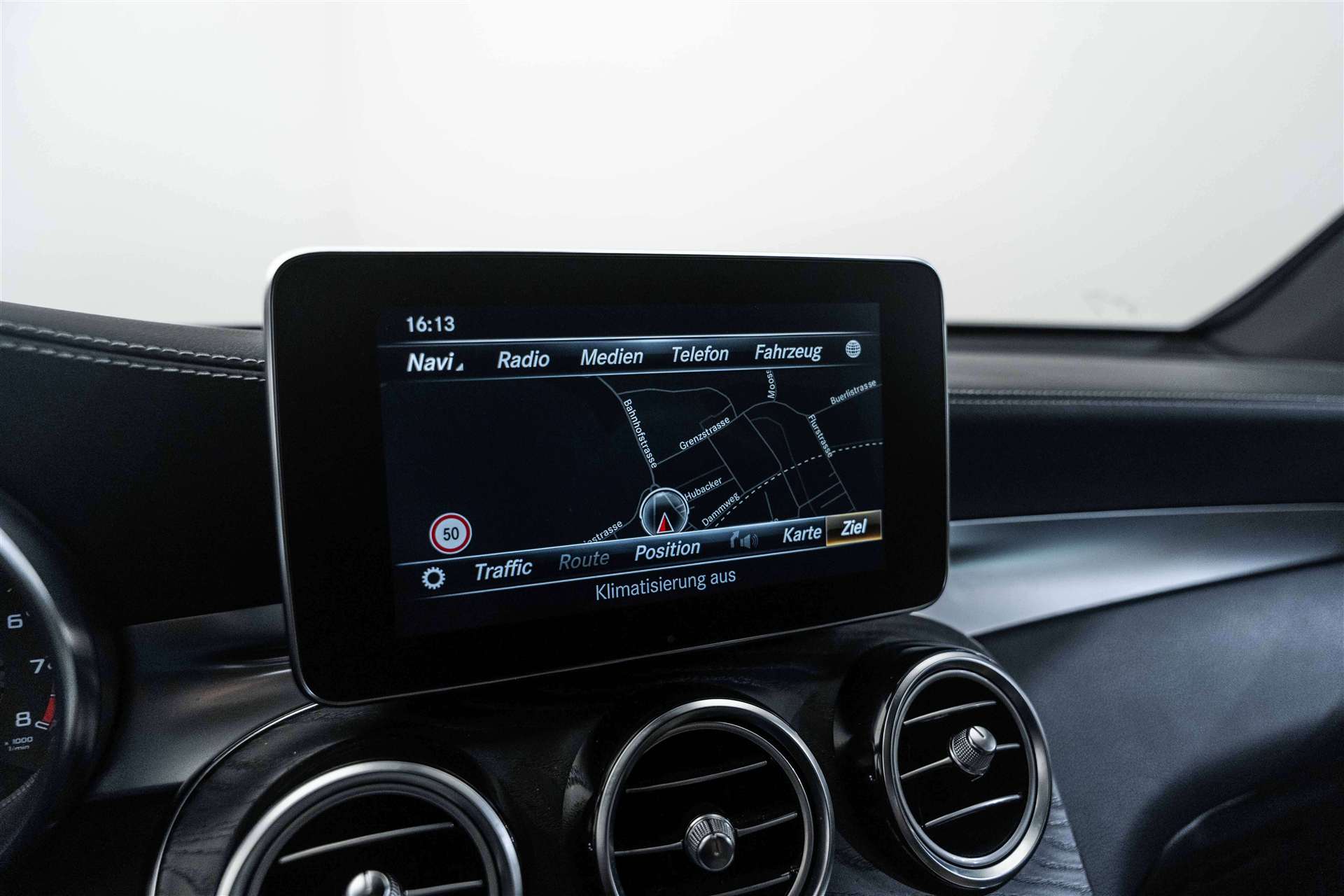 MERCEDES-BENZ GLC 63 S AMG 4Matic+ 9G-Tronic-image-26