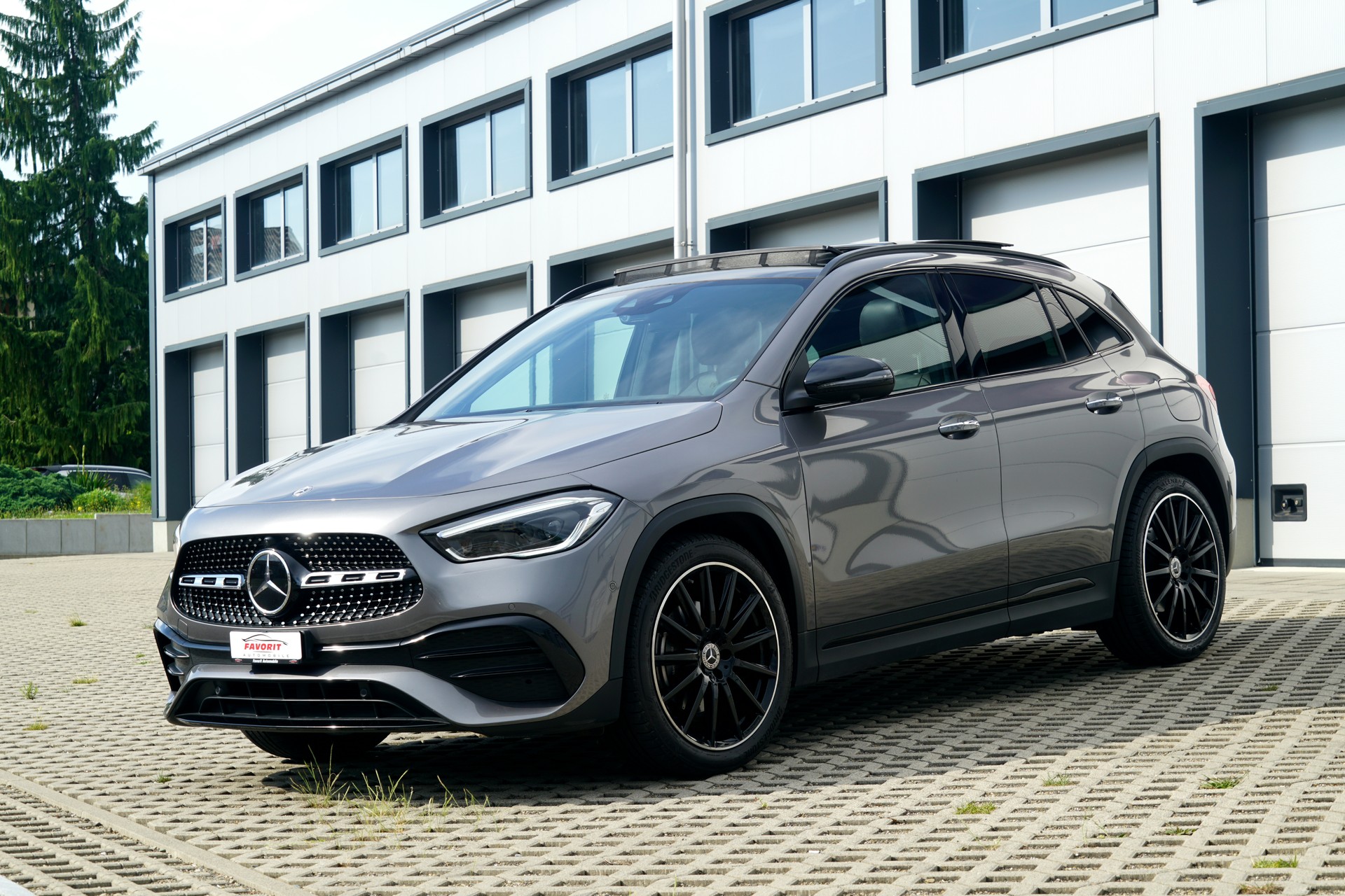 MERCEDES-BENZ GLA 220d 4Matic AMG Line 8G-DCT (CH)