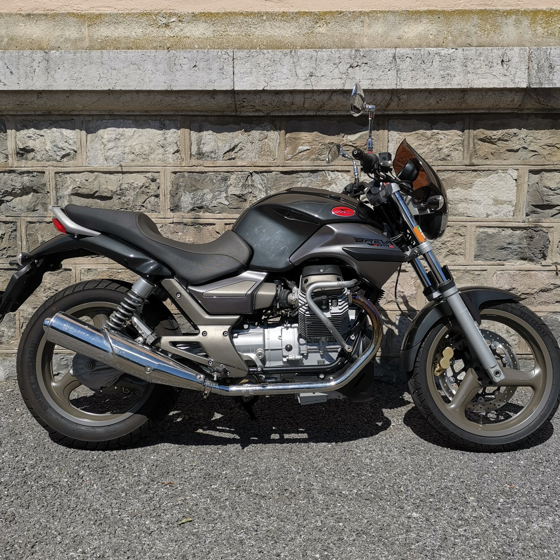 MOTO GUZZI Breva 750-image-3