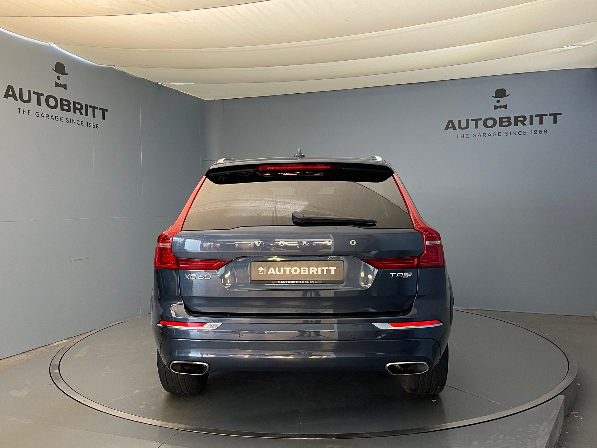 VOLVO XC60 2.0 T8 TE Inscription AWD-image-5