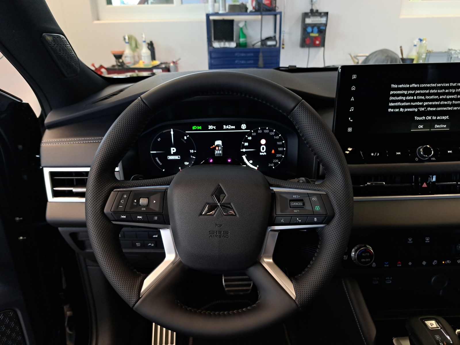 MITSUBISHI Outlander 2.4 PHEV Sport 4x4-image-18