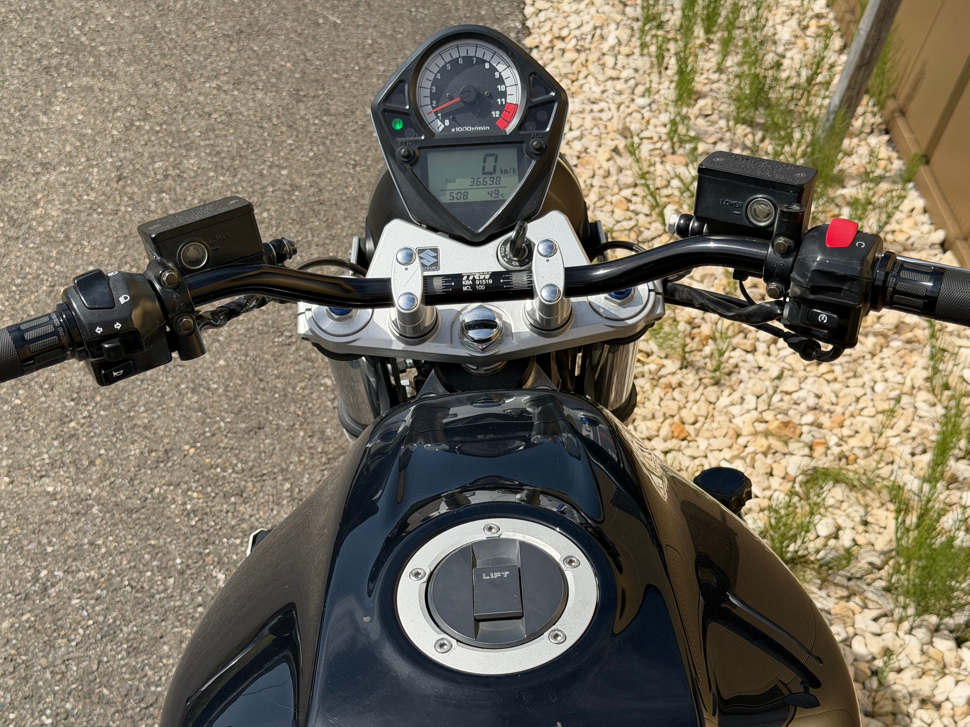 SUZUKI SV 1000 K3-image-15