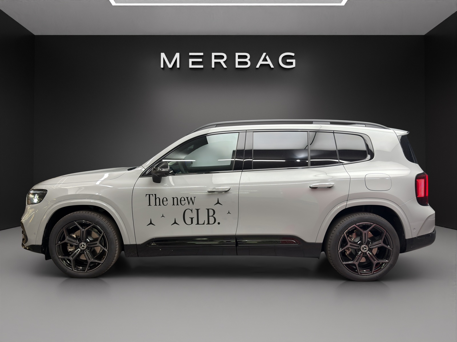 MERCEDES-BENZ GLB 220 4Matic 8G-Tronic-image-2