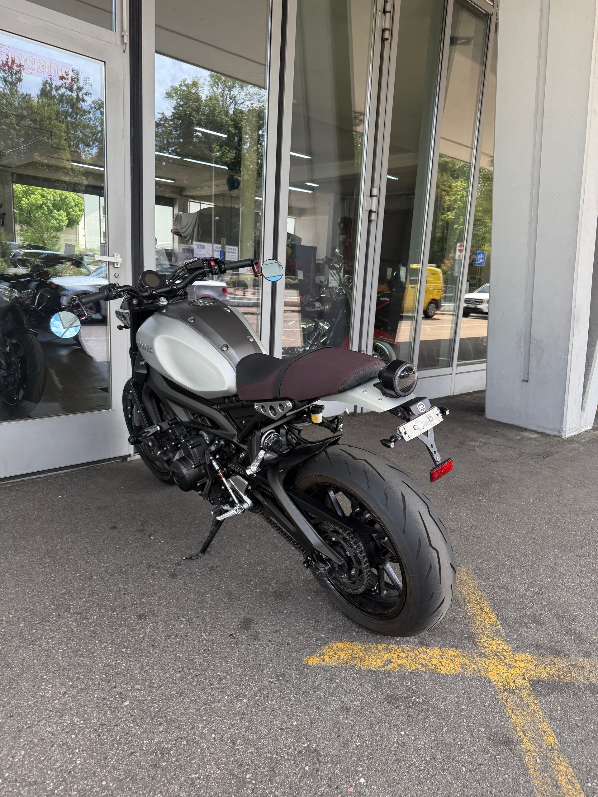YAMAHA XSR 900-image-9