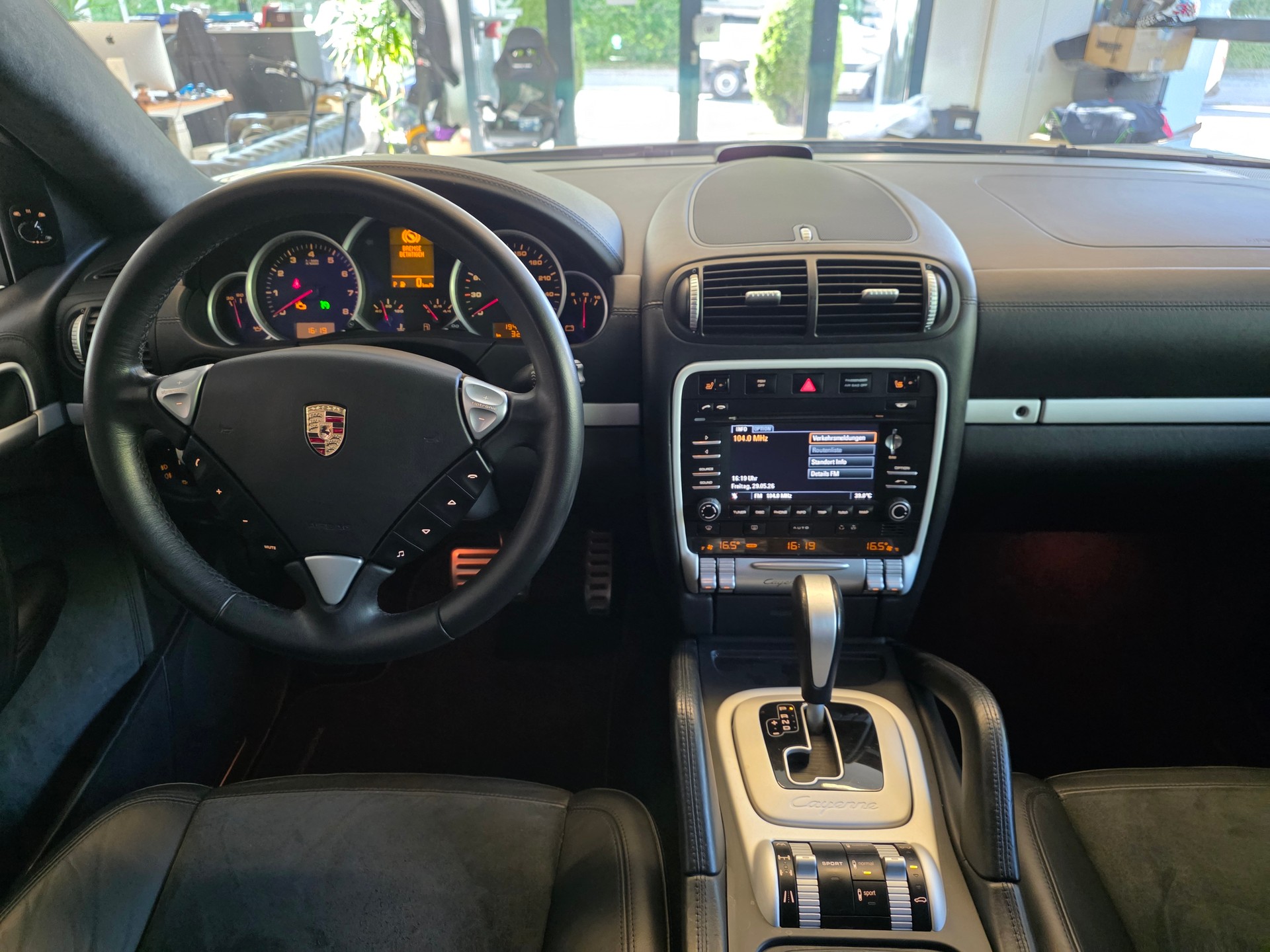 PORSCHE Cayenne 4.8 V8 GTS Tiptronic ''TRAUMZUSTAND''-image-8