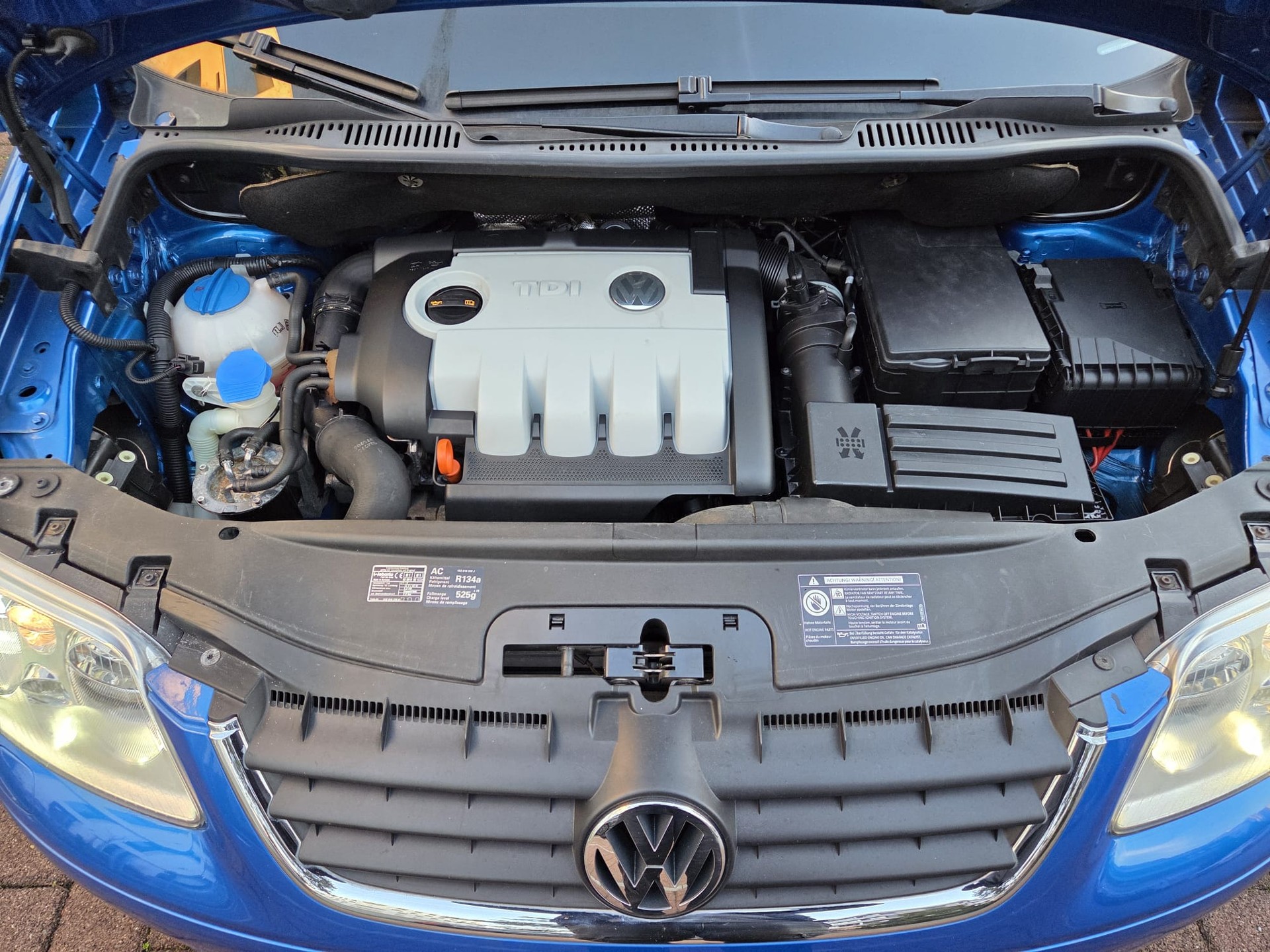 VW Touran 2.0 TDI Highline |Frisch ab MFK und Service|Xenon|Standheizung| Navi |Kühlschrank|Temomat-image-9