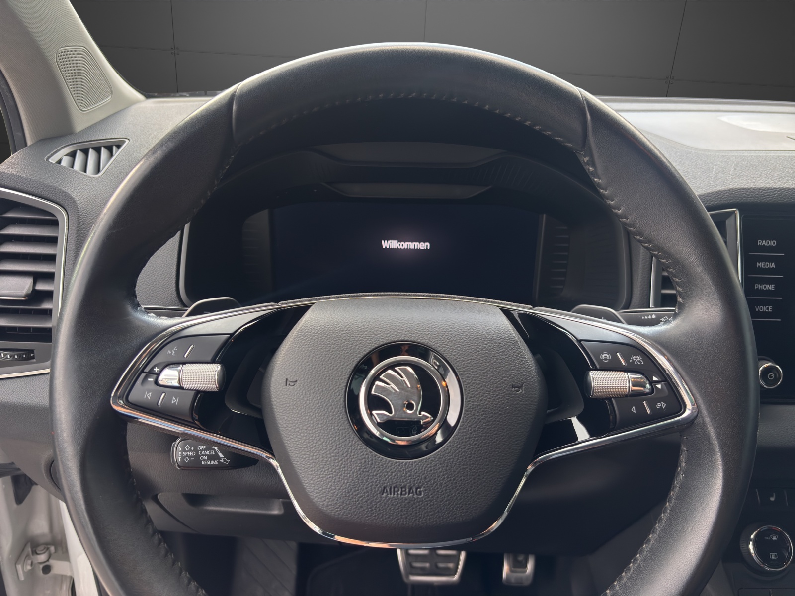 SKODA Karoq 2.0 TDI CR Clever 4x4 DSG-showroom-element-3