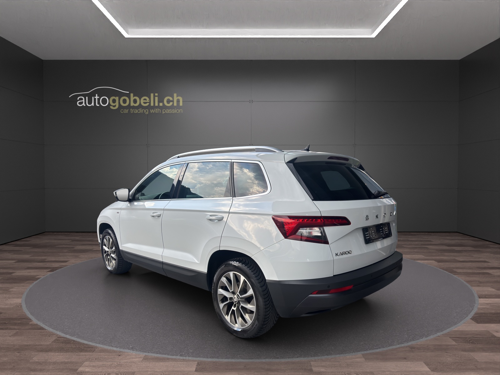 SKODA Karoq 2.0 TDI CR Clever 4x4 DSG-showroom-element-1