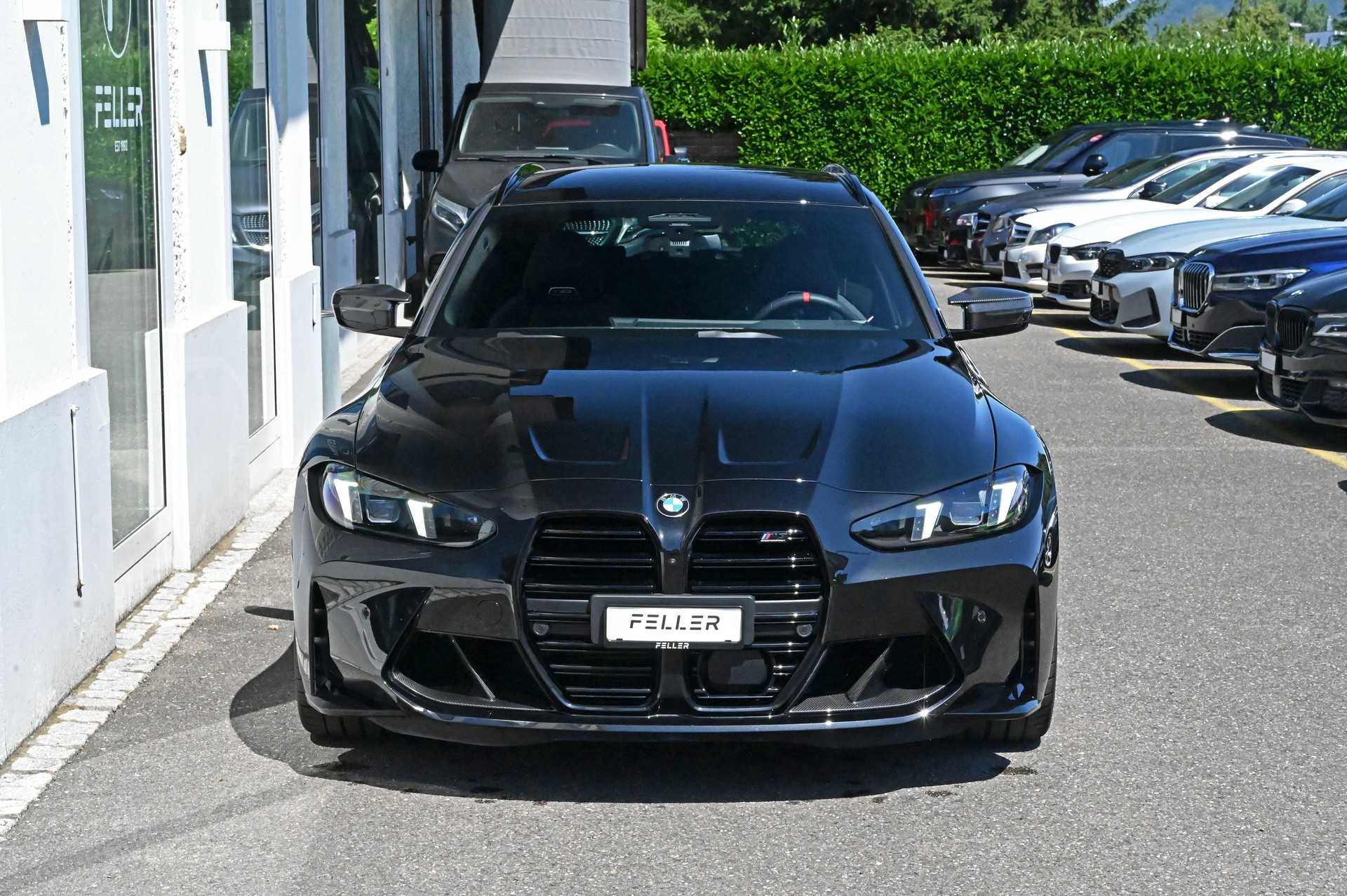 BMW M3 Touring xDrive Competition M-showroom-element-2