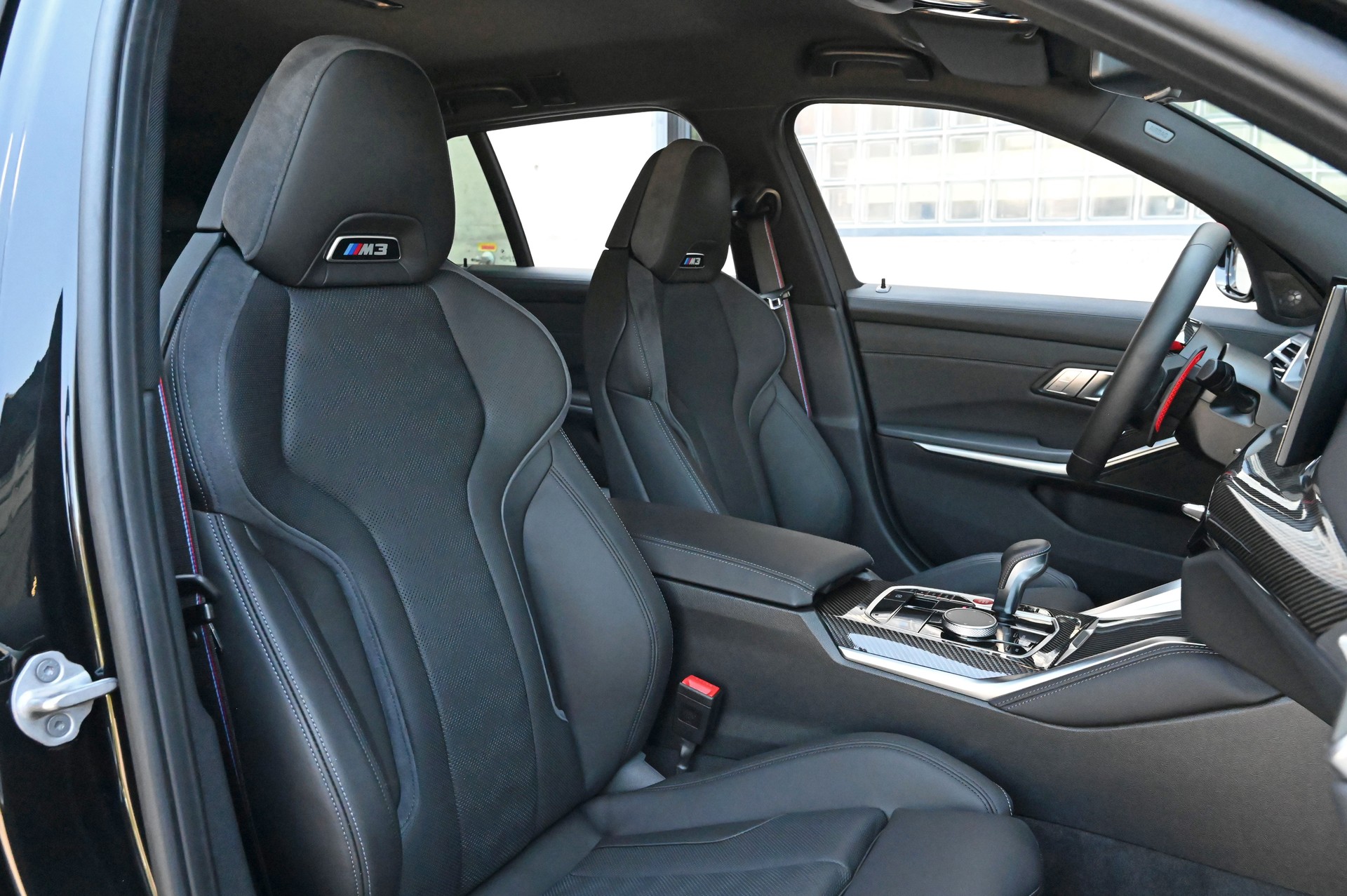 BMW M3 Touring xDrive Competition M-image-24
