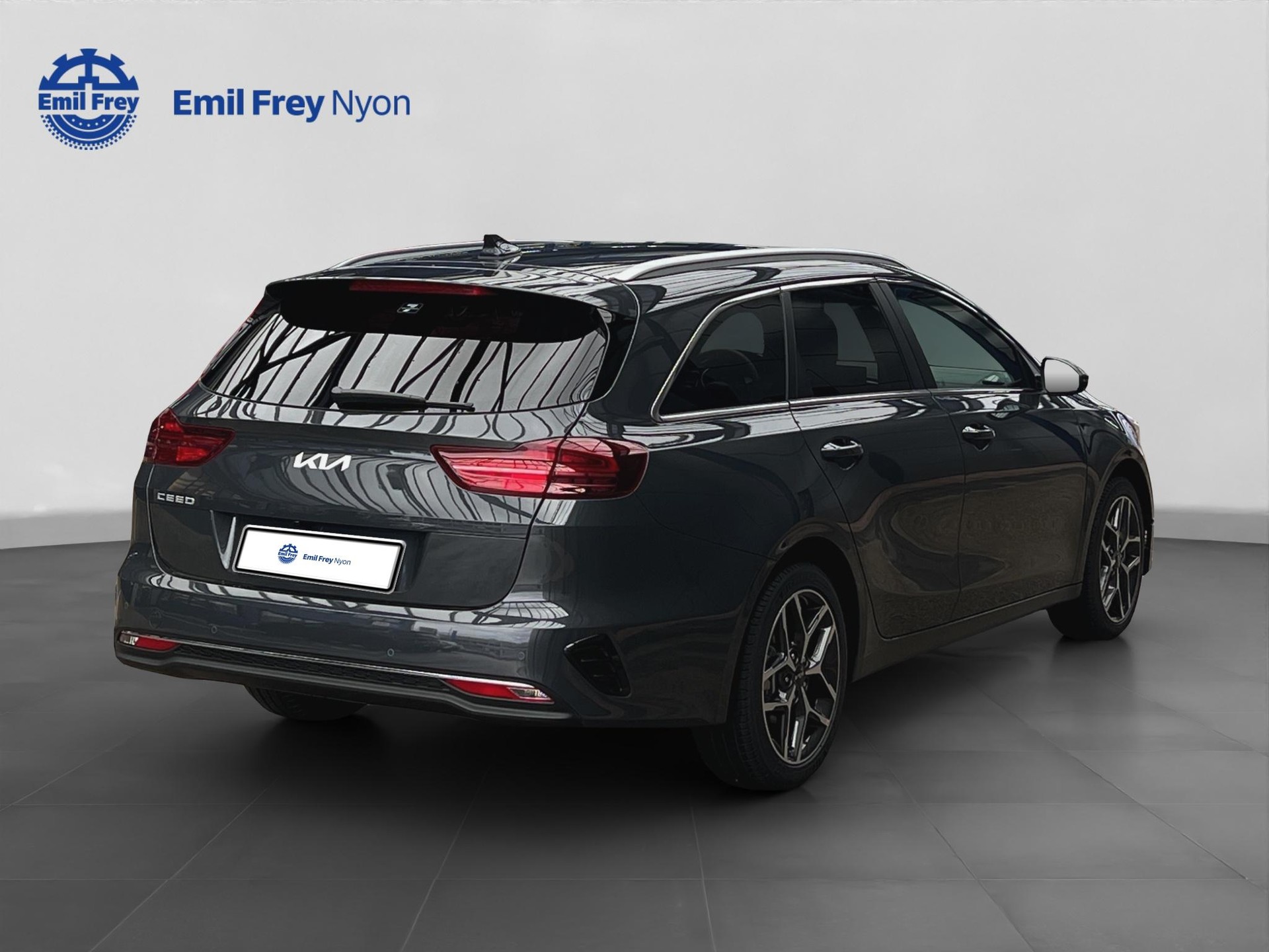 KIA Ceed SW 1.5 T-GDi MHEV Power-showroom-element-2