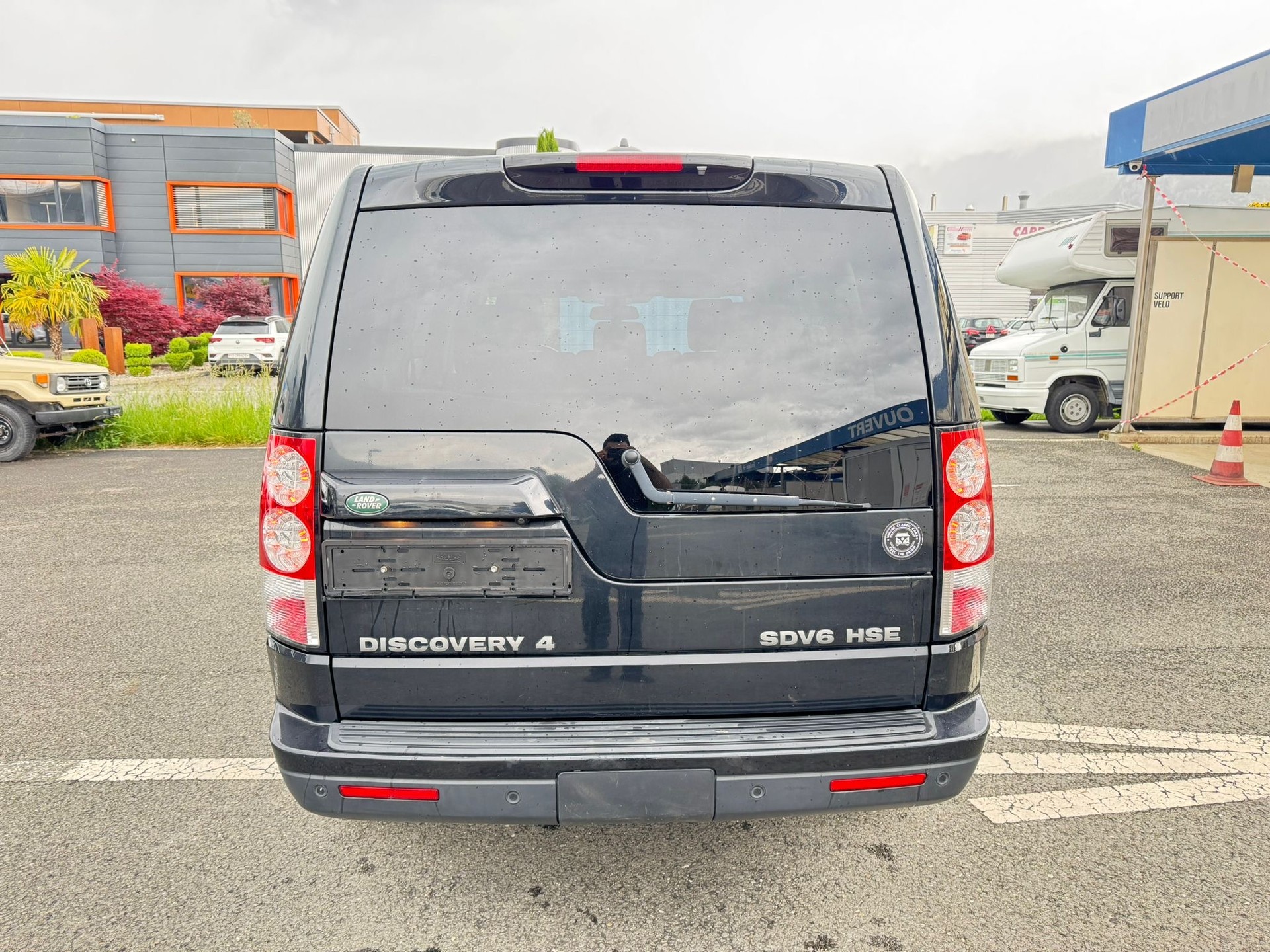 LAND ROVER DISCOVERY-image-4
