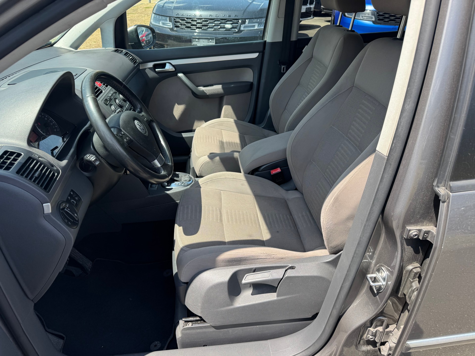VW Touran 1.4 TSI Trendline DSG-image-15