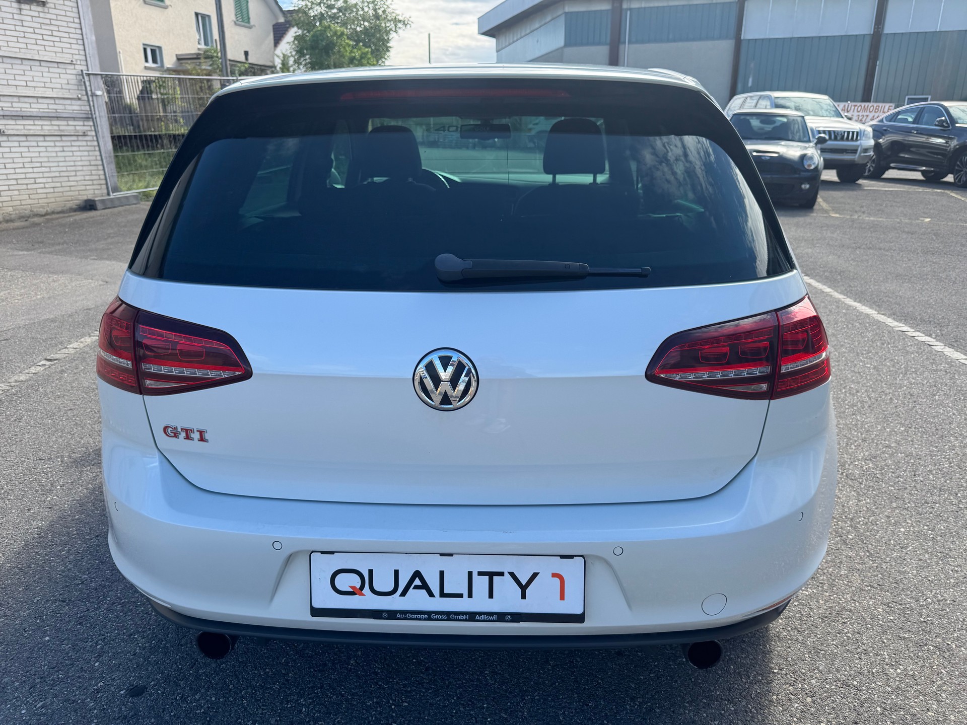 VW Golf 2.0 TSI GTI Performance-image-5