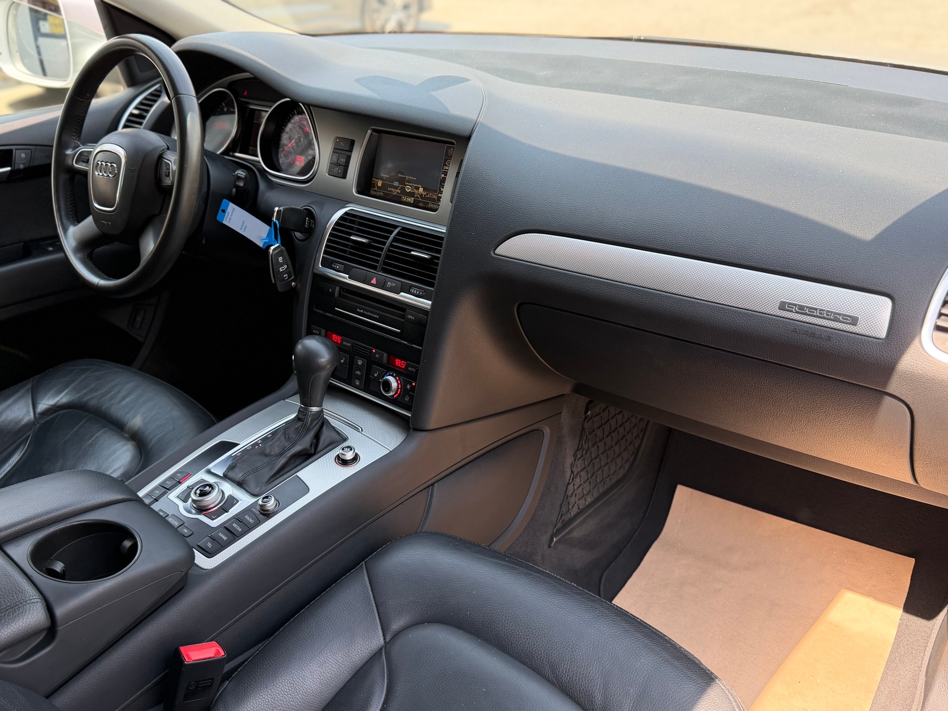 AUDI Q7 3.0 TDI addBlue quattro tiptronic-image-14