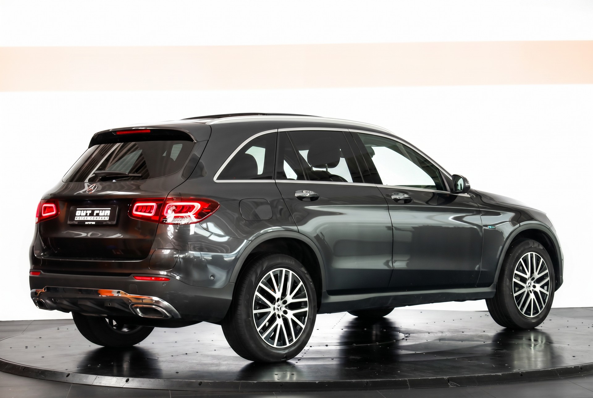 MERCEDES-BENZ GLC 300 de Off-Road 4Matic 9G-Tronic-image-5