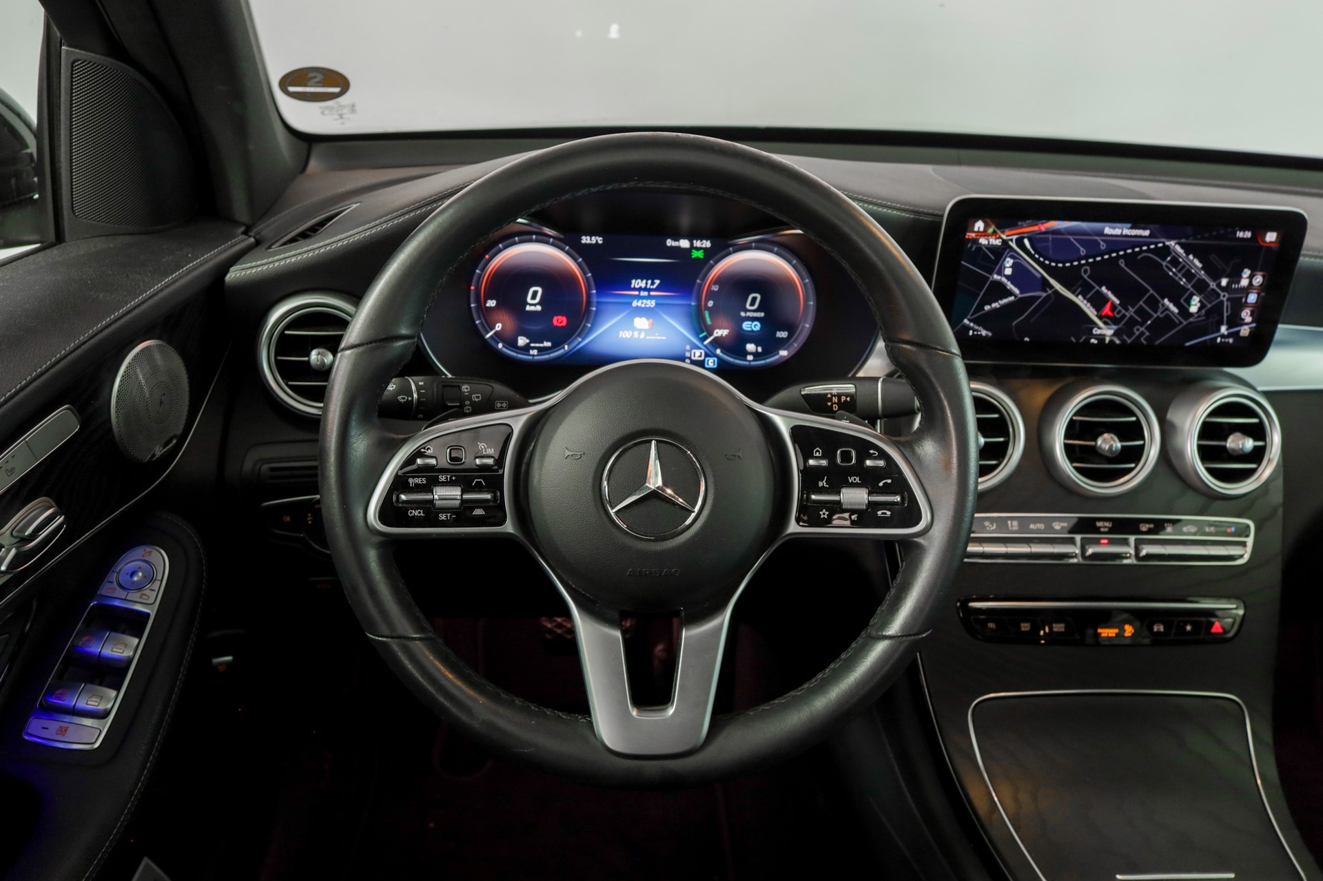 MERCEDES-BENZ GLC 300 de Off-Road 4Matic 9G-Tronic-image-7