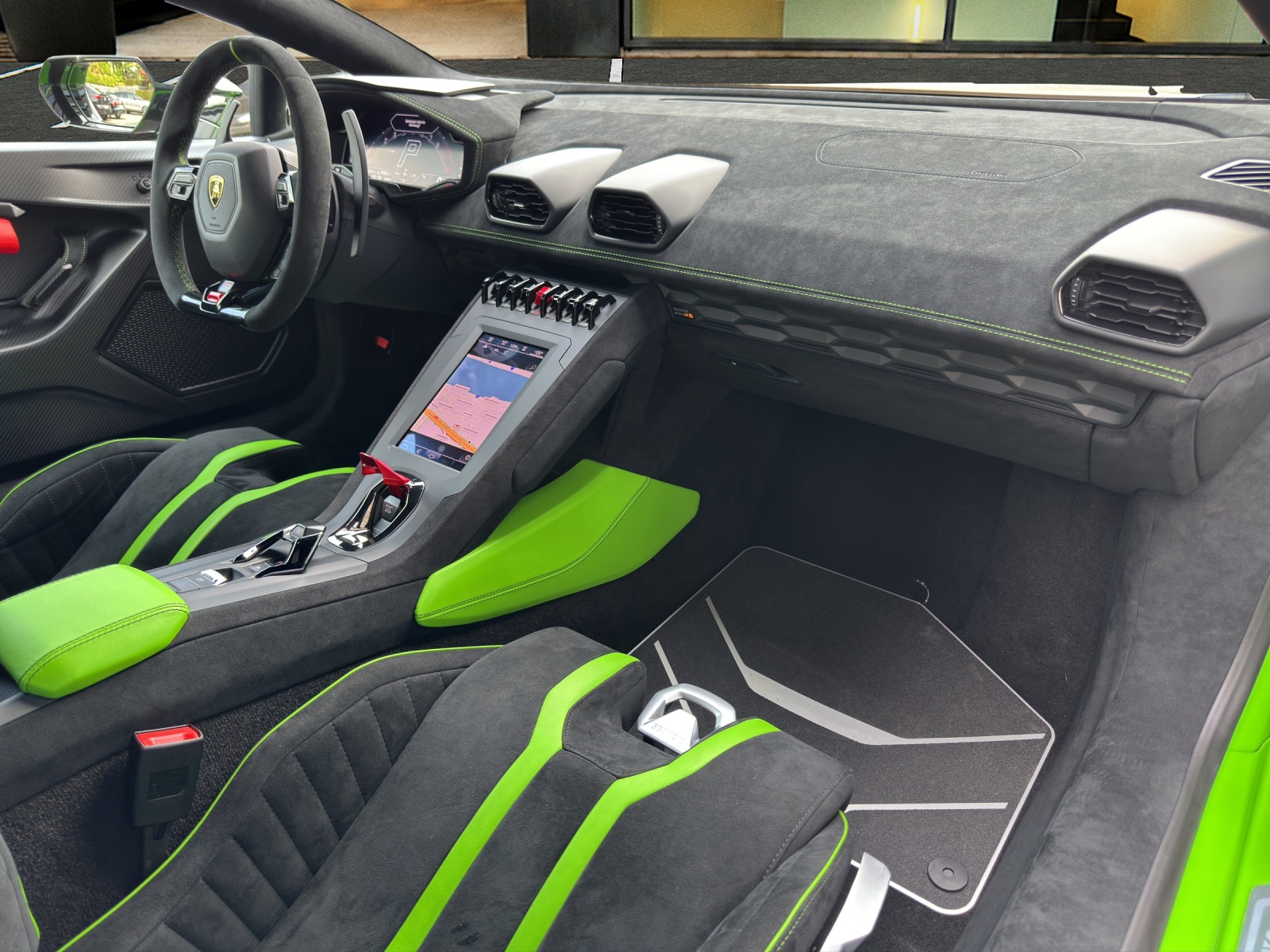 LAMBORGHINI Huracan Coupé 5.2 STO-image-15