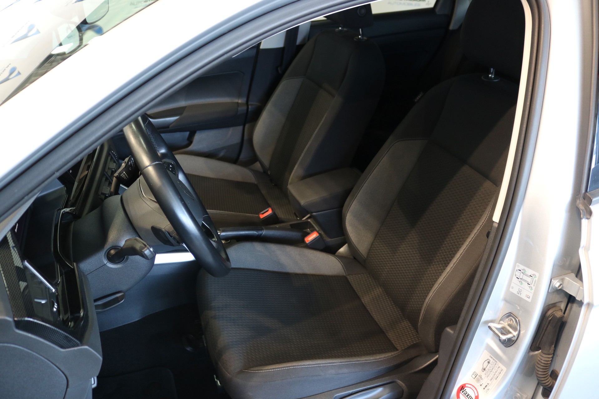 VW Polo 1.0 TSI Style DSG-image-5