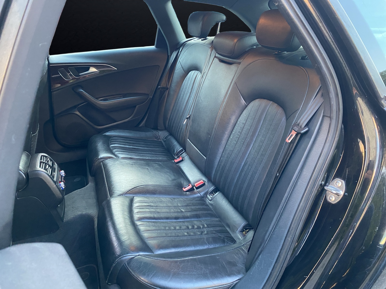 AUDI A6 Avant 2.8 FSI V6 quattro S-tronic-image-21