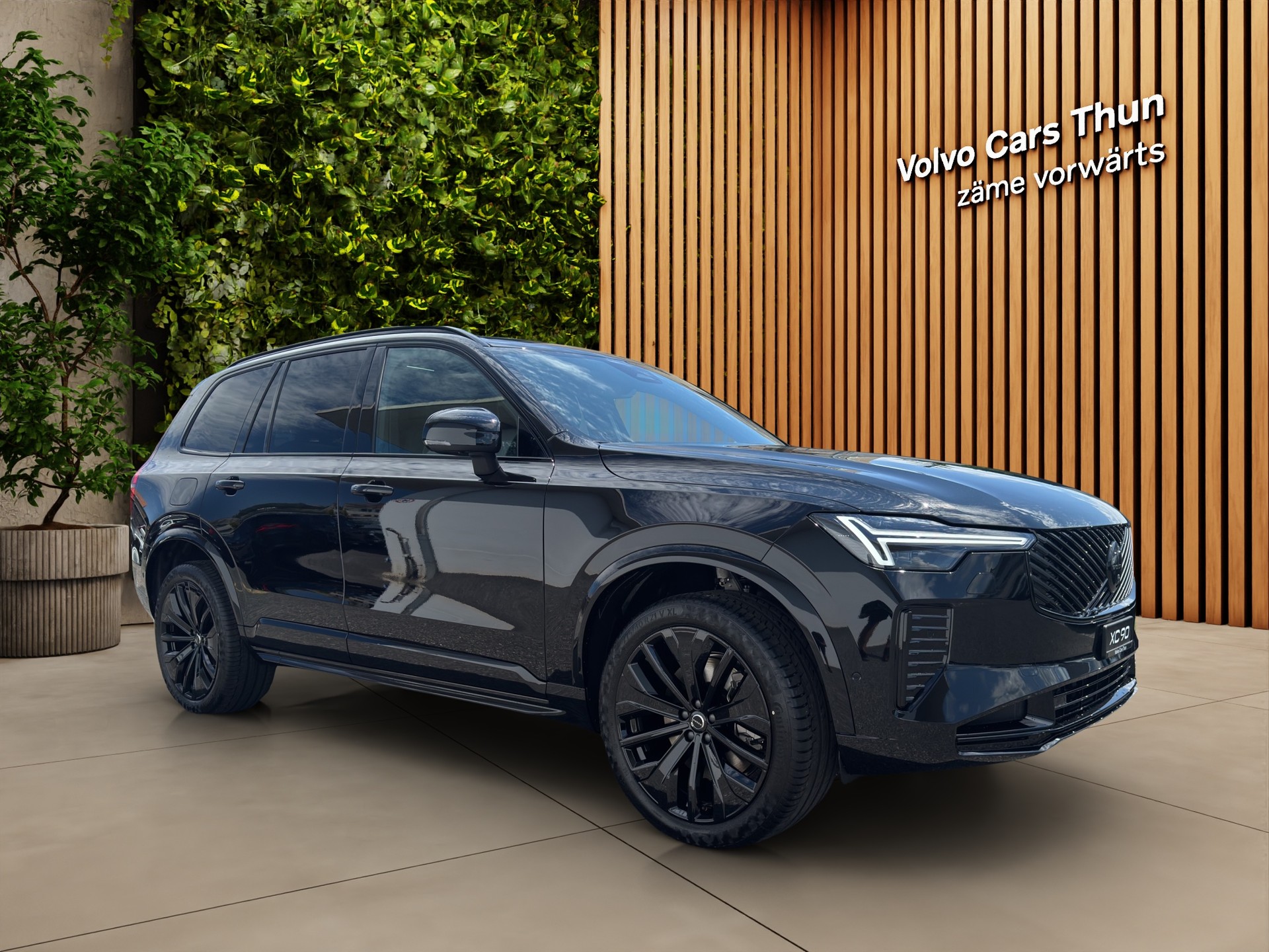 VOLVO XC90 2.0 T8 TE Black Edition eAWD-showroom-element-2