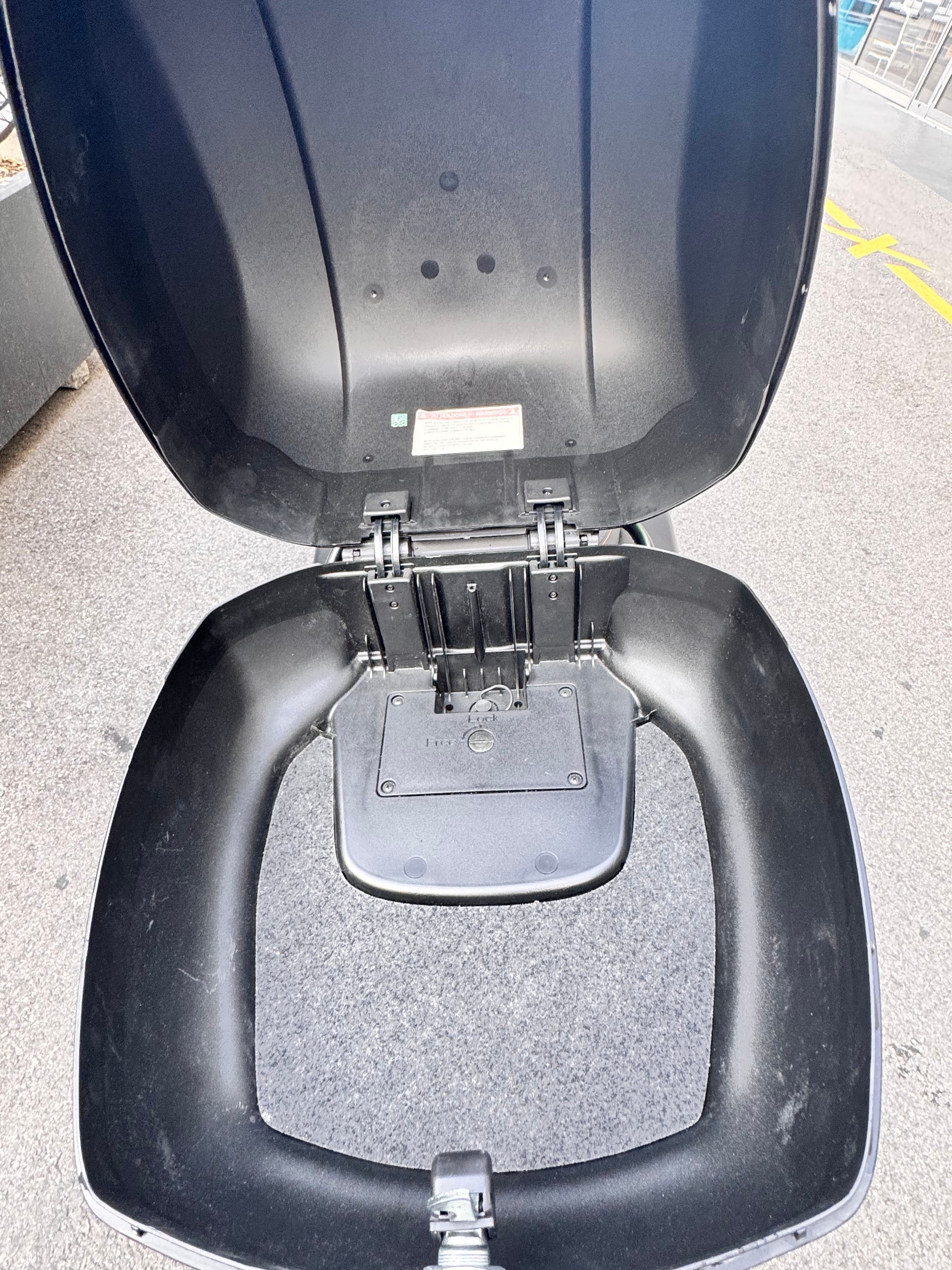 PIAGGIO Vespa GTS 125 Super Tech RST Euro 5+-image-4