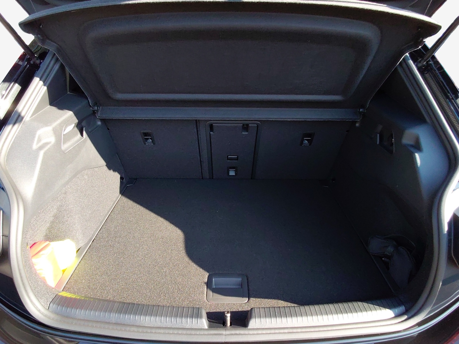 VW ID.3 Neo 79 kWh 231 PS Style-image-12