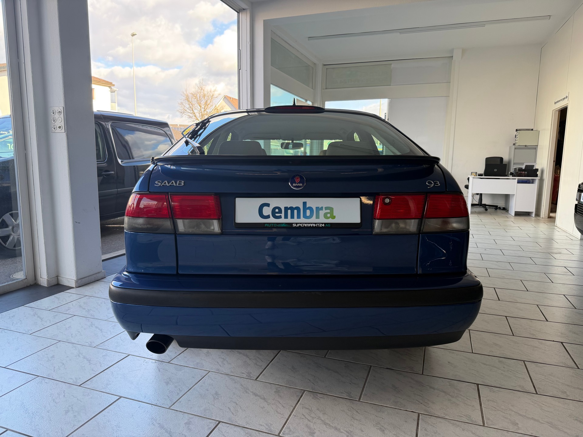SAAB 9-3 2.0i-16 LPT-showroom-element-2