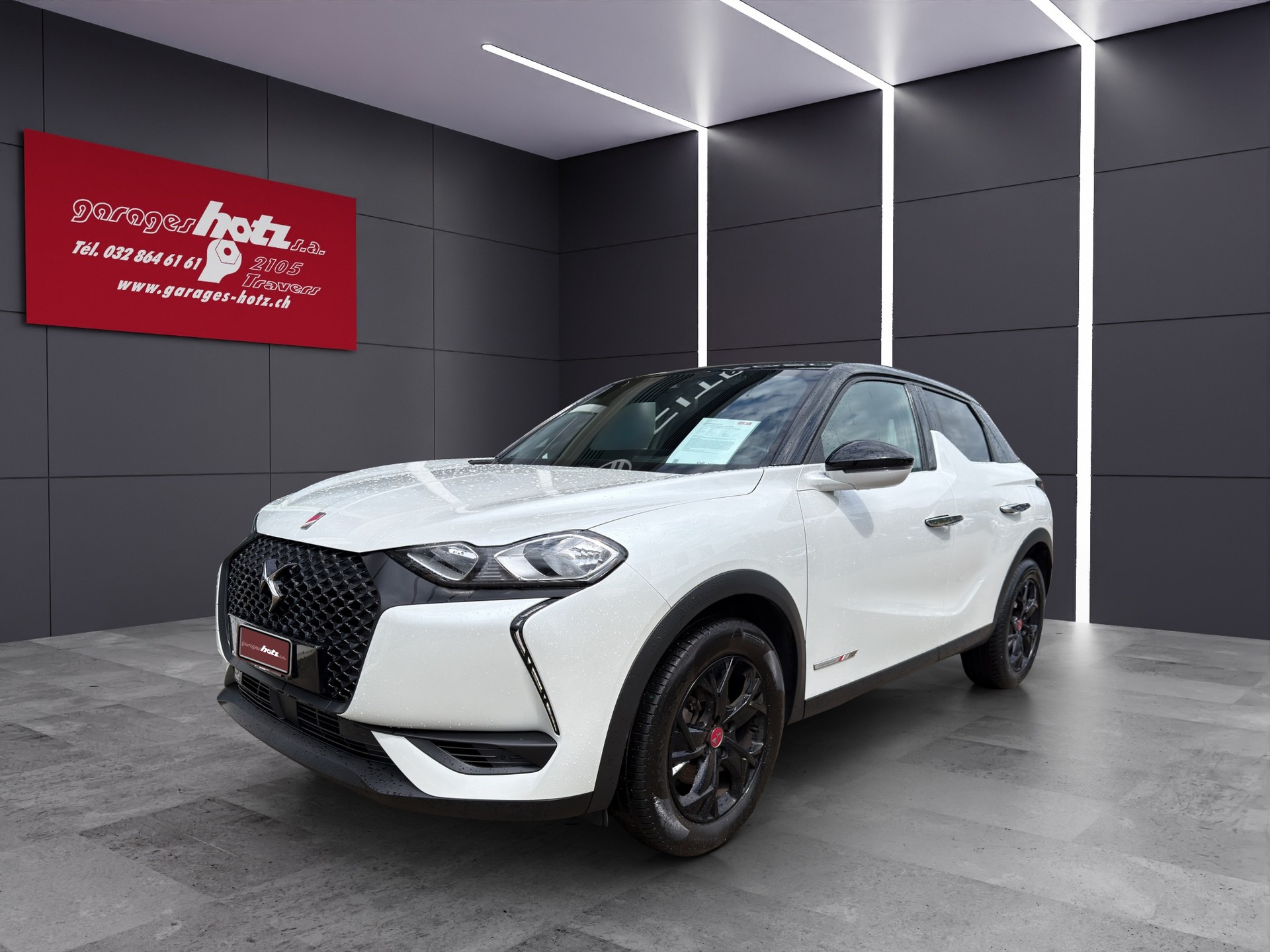DS AUTOMOBILES DS3 1.2 Performance Line EAT8-showroom-element-1