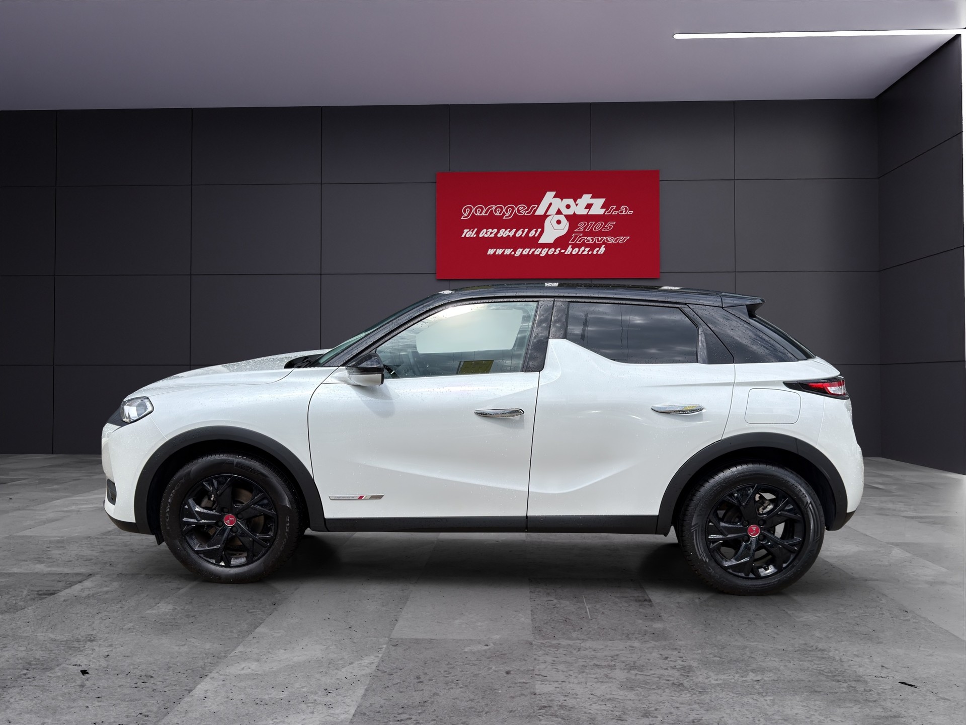 DS AUTOMOBILES DS3 1.2 Performance Line EAT8-showroom-element-2