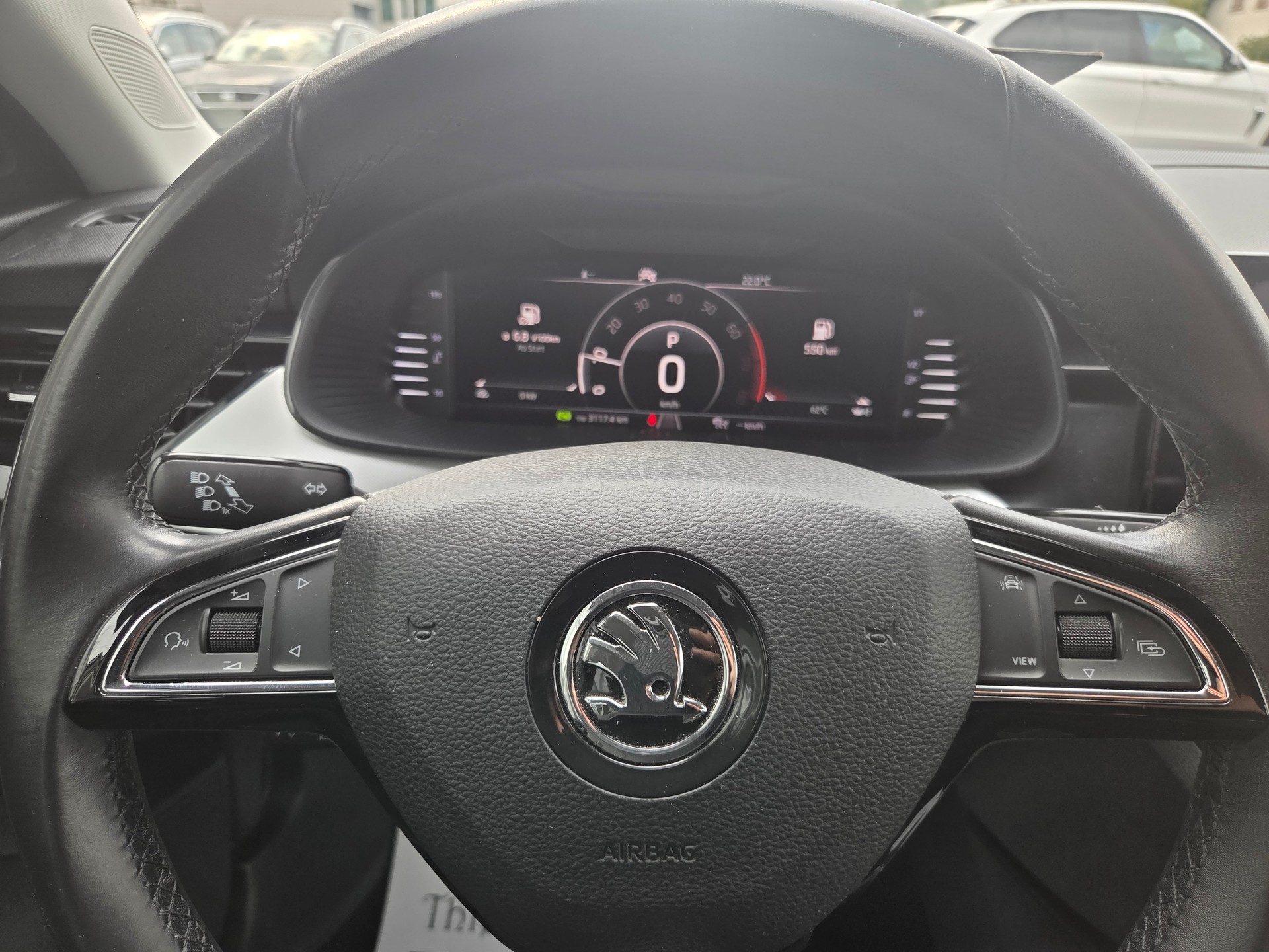 SKODA Scala 1.5 TSI ACT Ambition DSG-image-15