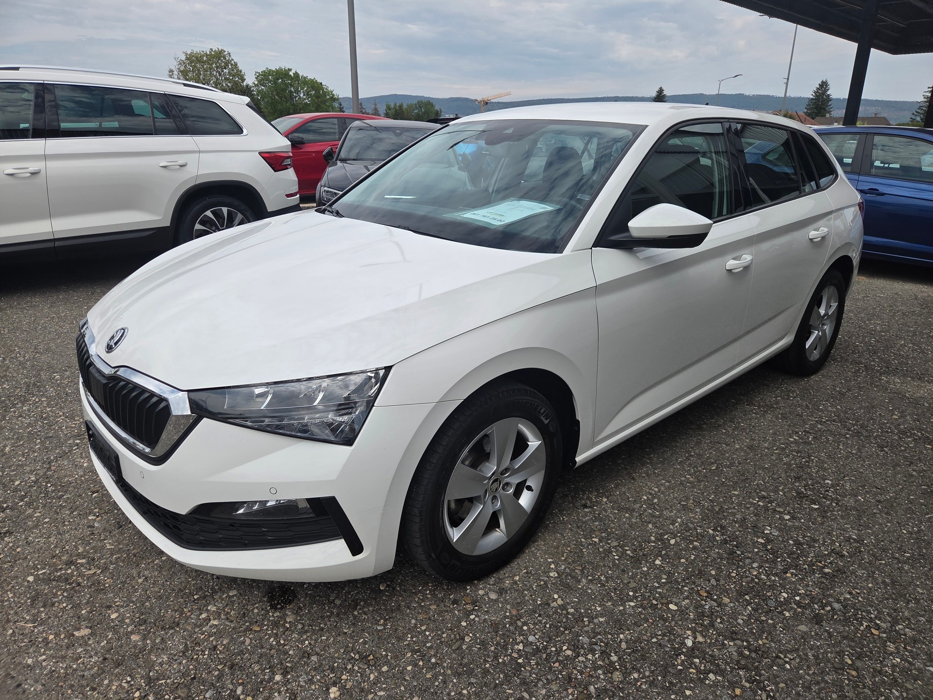 SKODA Scala 1.5 TSI ACT Ambition DSG-image-3