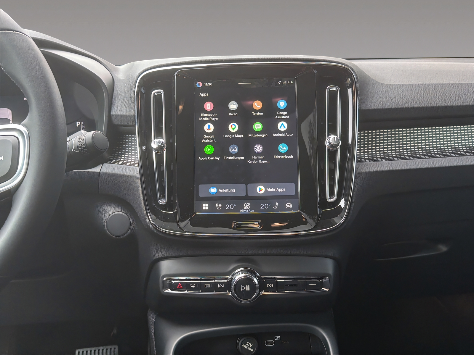 VOLVO EC40 Twin Performance Black Edition AWD-image-10