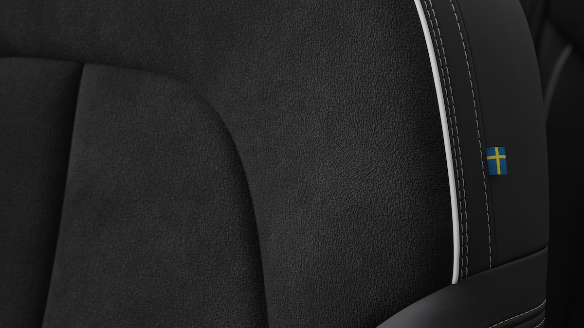 VOLVO EC40 Twin Performance Black Edition AWD-image-12