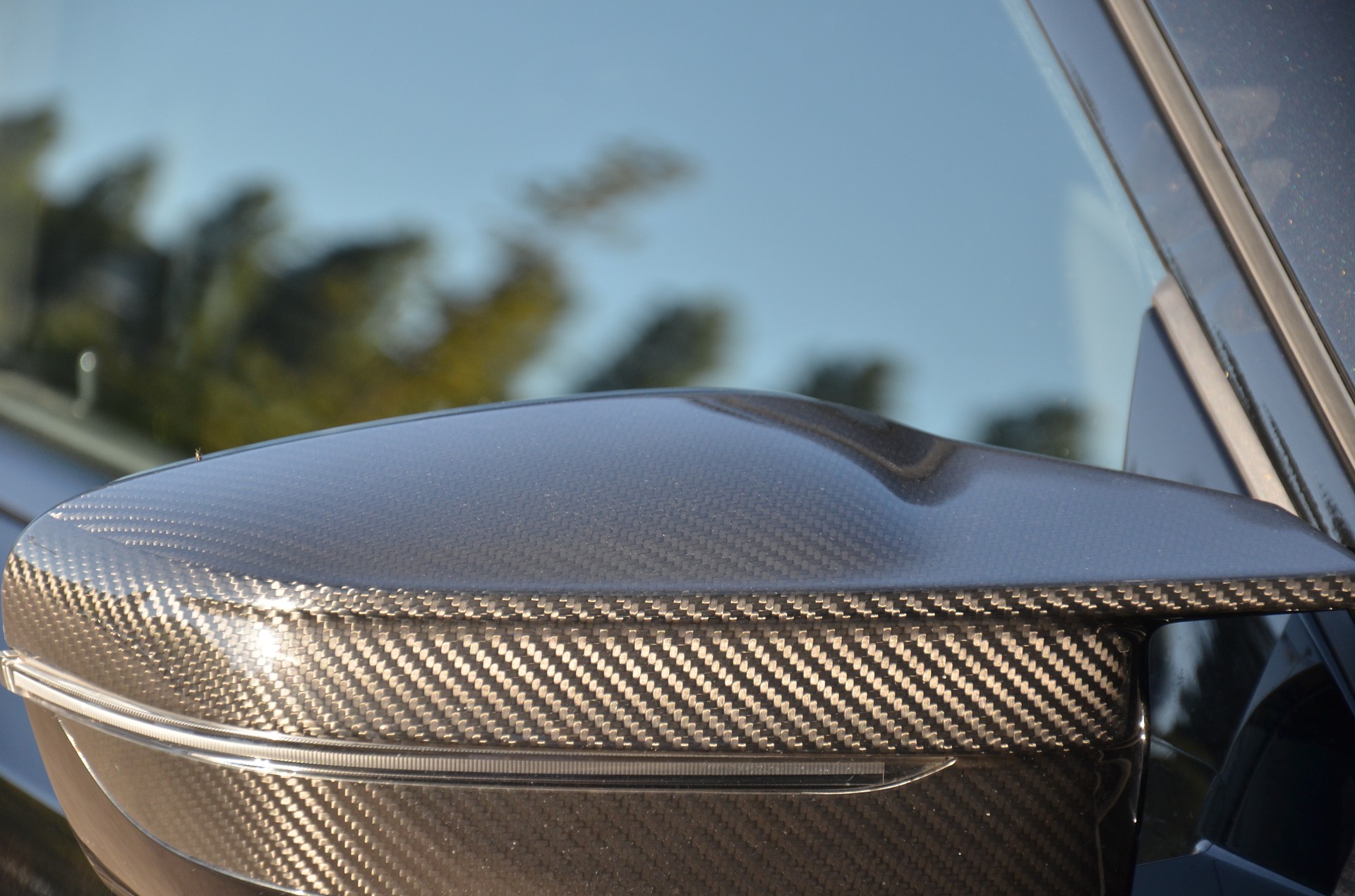 BMW M3 Touring xDrive Competition M-image-12