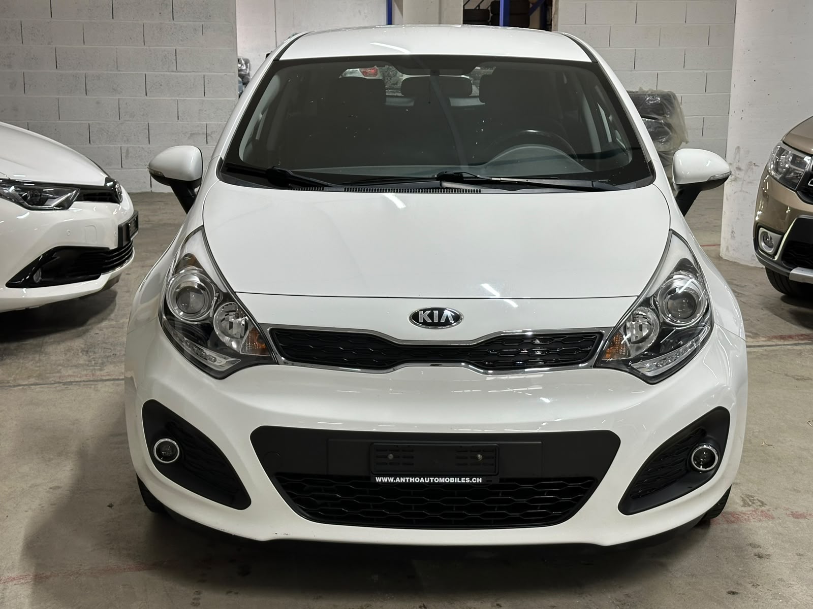 KIA Rio 1.4 CVVT Style-image-2