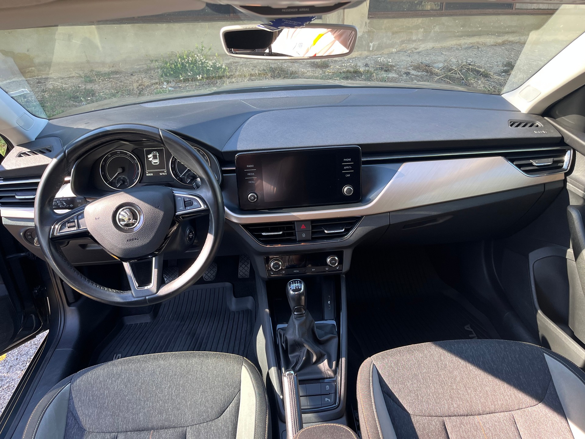 SKODA SCALA 1.5 TSI Style-image-4
